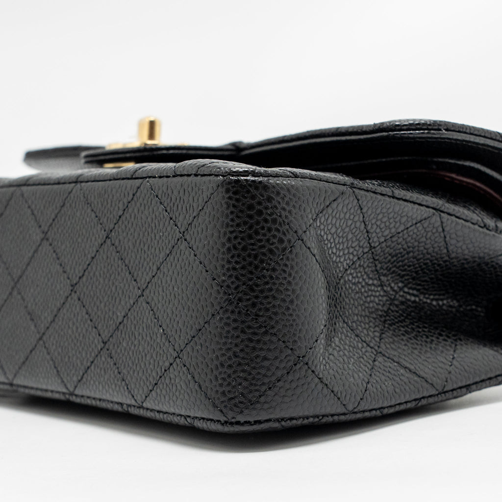 CHANEL SMALL CLASSIC DOUBLE FLAP BAG CAVIAR BLACK GHW (MICROCHIP)