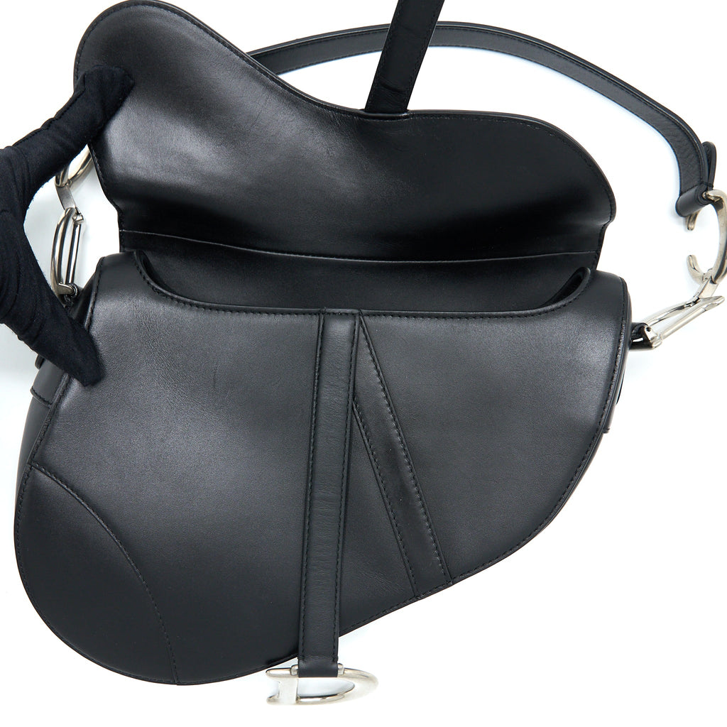 DIOR MEDIUM SADDLE BAG CALFSKIN BLACK SHW