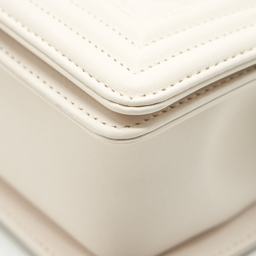 CHANEL SMALL BOY CHANEL CALFSKIN WHITE GHW