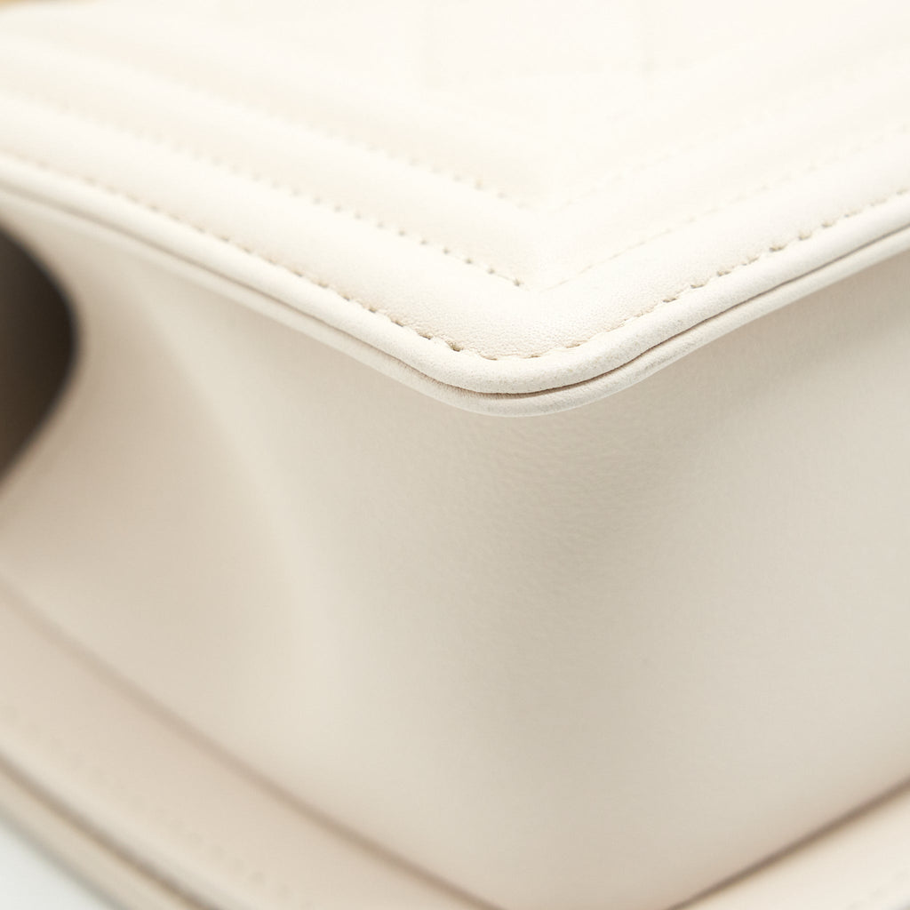 CHANEL SMALL BOY CHANEL CALFSKIN WHITE GHW