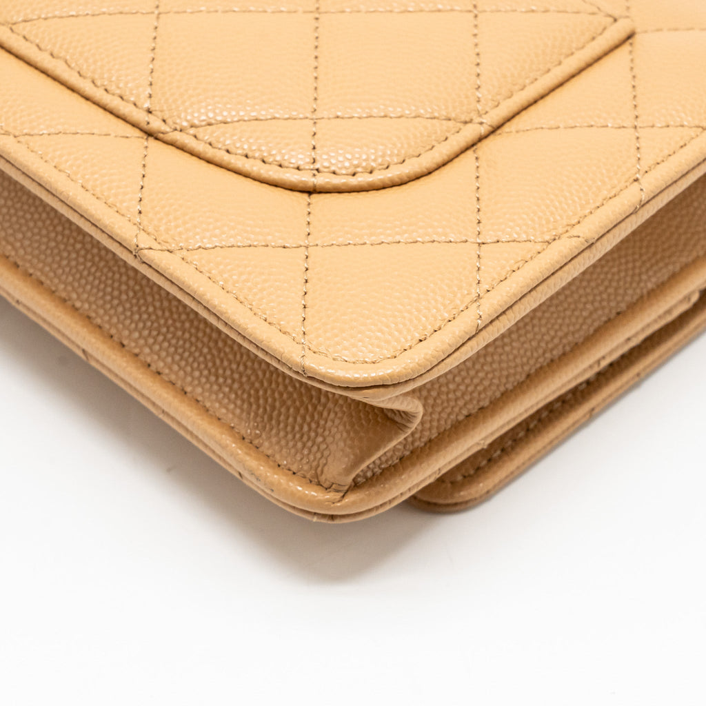 CHANEL DETAILED CC CLASSIC WALLET ON CHAIN CAVIAR BEIGE LGHW (MICROCHIP)