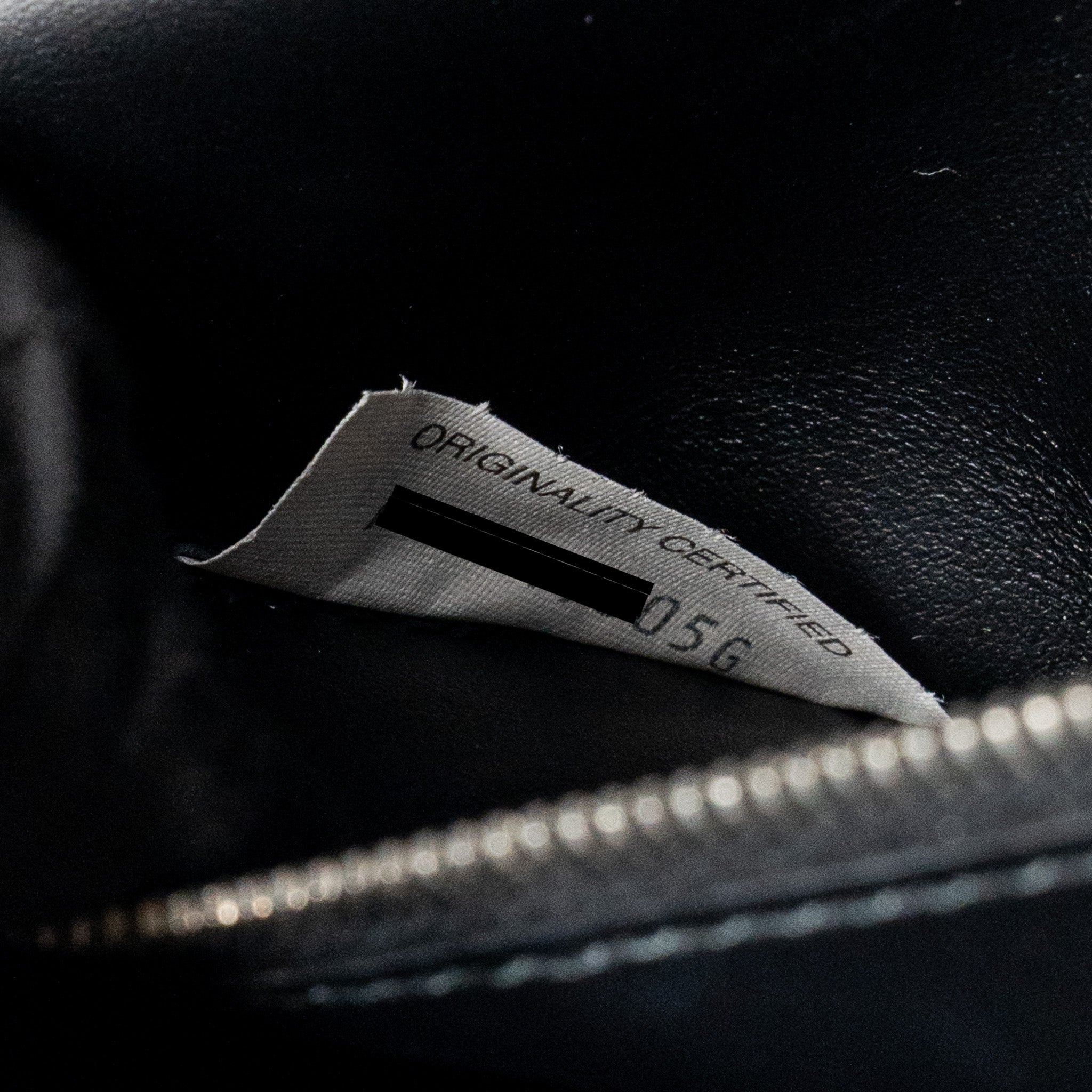 BOTTEGA VENETA SMALL CASSETTE LEATHER BLACK SHW