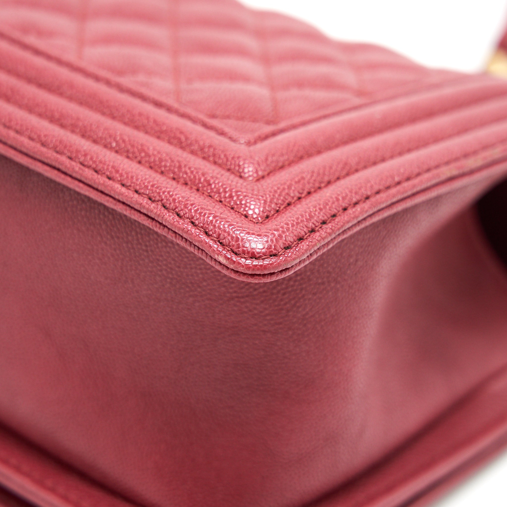 CHANEL MEDIUM BOY BAG CAVIAR RASPBERRY RED BRUSHED GHW