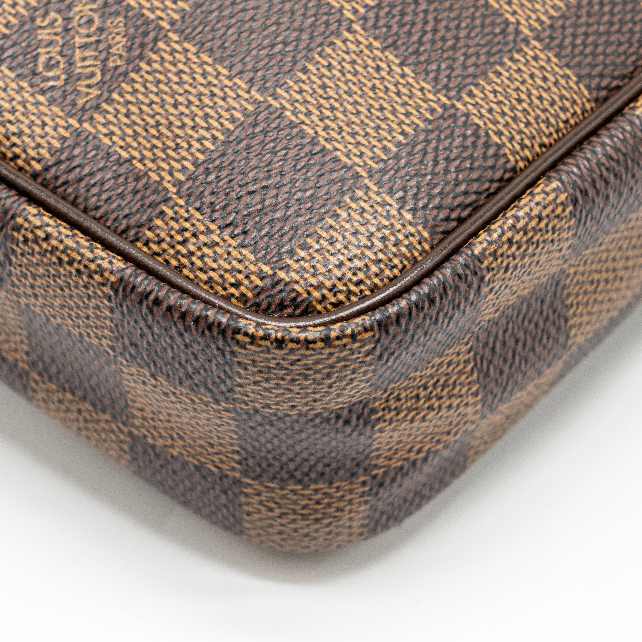 LOUIS VUITTON POUCH DAMIER EBENE GHW