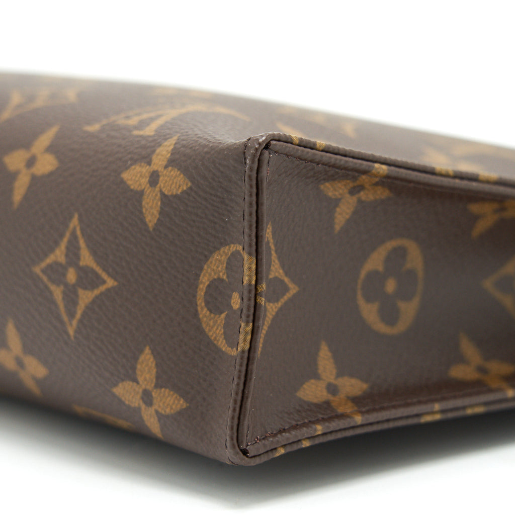 LOUIS VUITTON TOILETRY 26 IN MONOGRAM