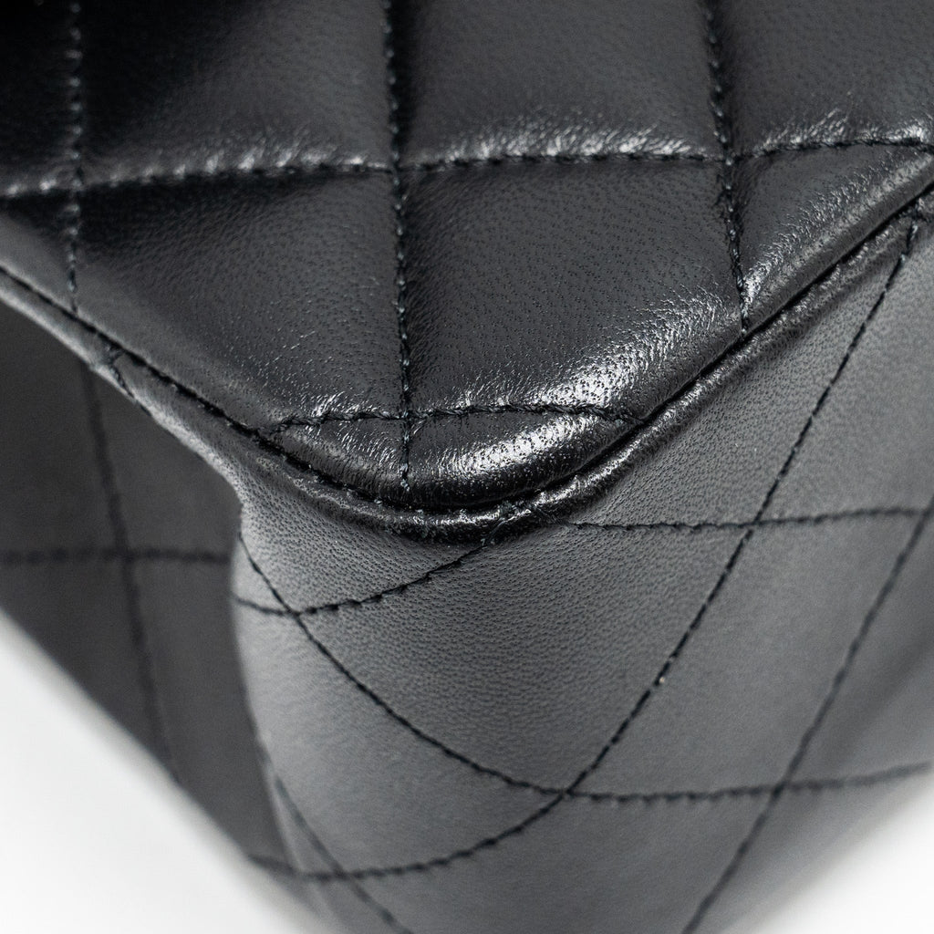 CHANEL SMALL CLASSIC DOUBLE FLAP BAG LAMBSKIN BLACK GHW
