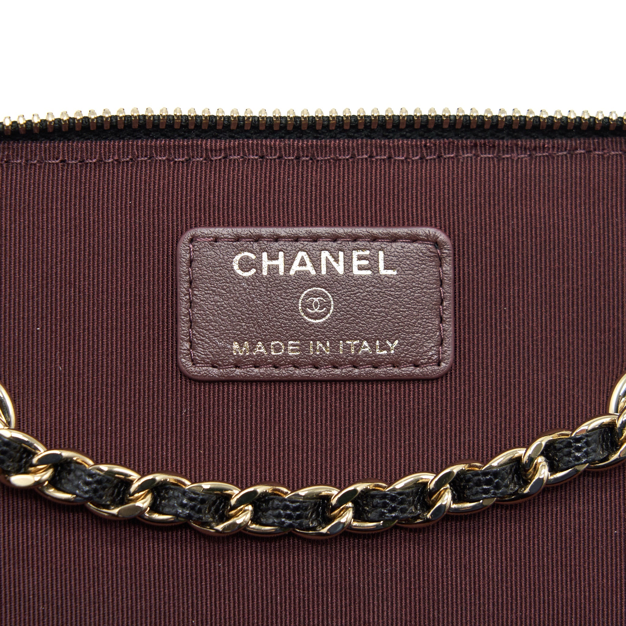 CHANEL 22C LONG VANITY WITH CHAIN CAVIAR BLACK LGHW