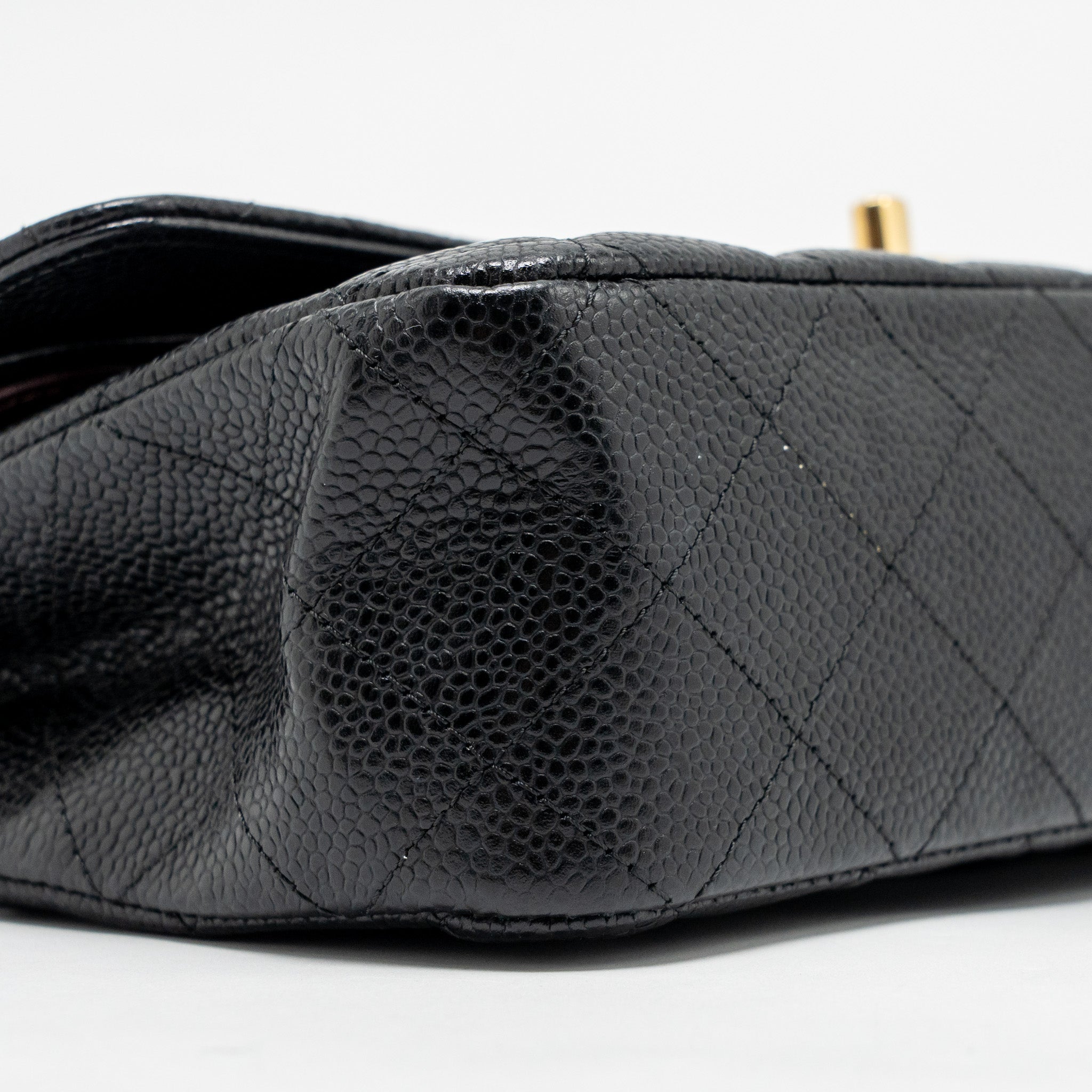 CHANEL MEDIUM CLASSIC DOUBLE FLAP BAG CAVIAR BLACK GHW