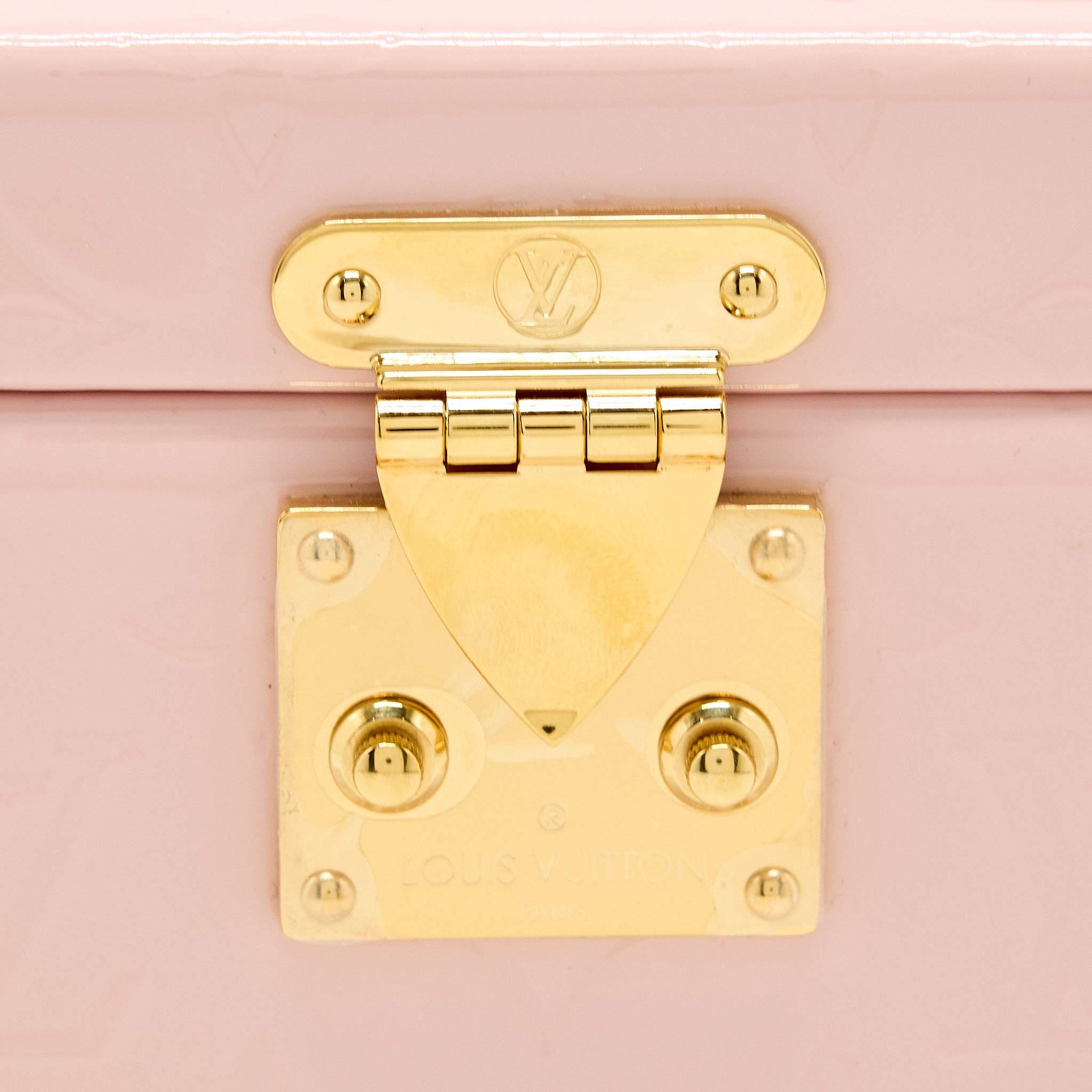 LOUIS VUITTON BLEECKER BOX BAG VERNIS PINK GHW
