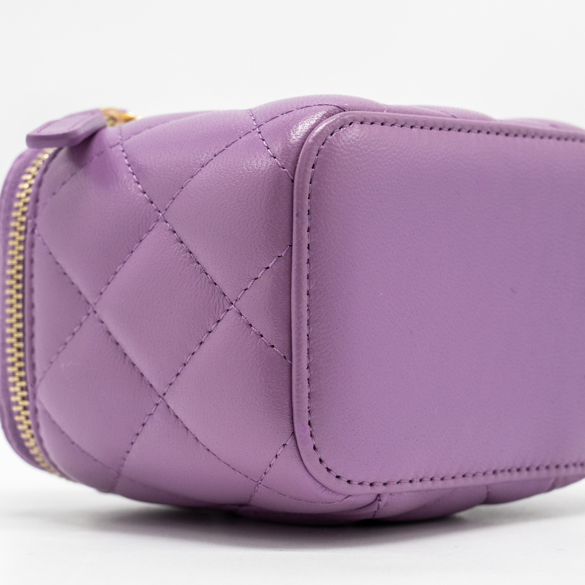 CHANEL PEARL CRUSH MINI VANITY WITH CHAIN LAMBSKIN PURPLE GHW