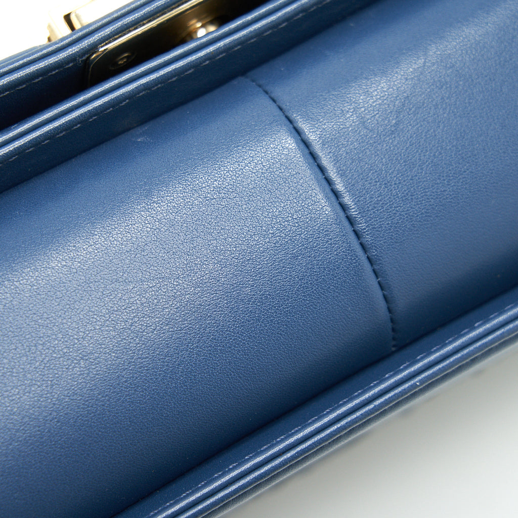 CHANEL MEDIUM BOY FLAP BAG PYTHON LEATHER BLUE LGHW