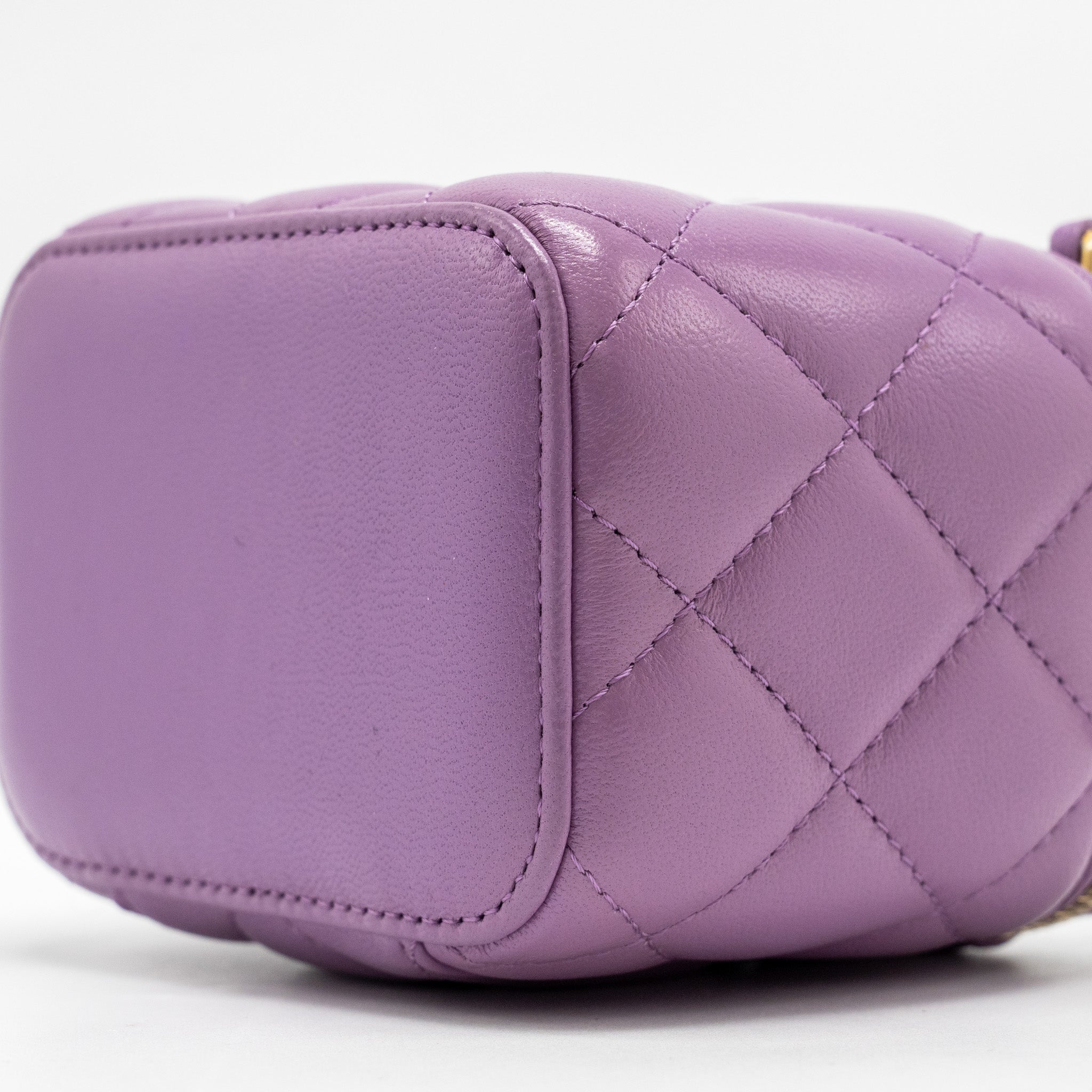 CHANEL PEARL CRUSH MINI VANITY WITH CHAIN LAMBSKIN PURPLE GHW