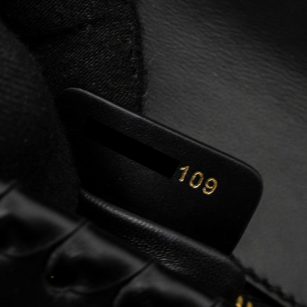 DIOR 30 MONTAIGNE FLAP BAG CALFSKIN BLACK GHW