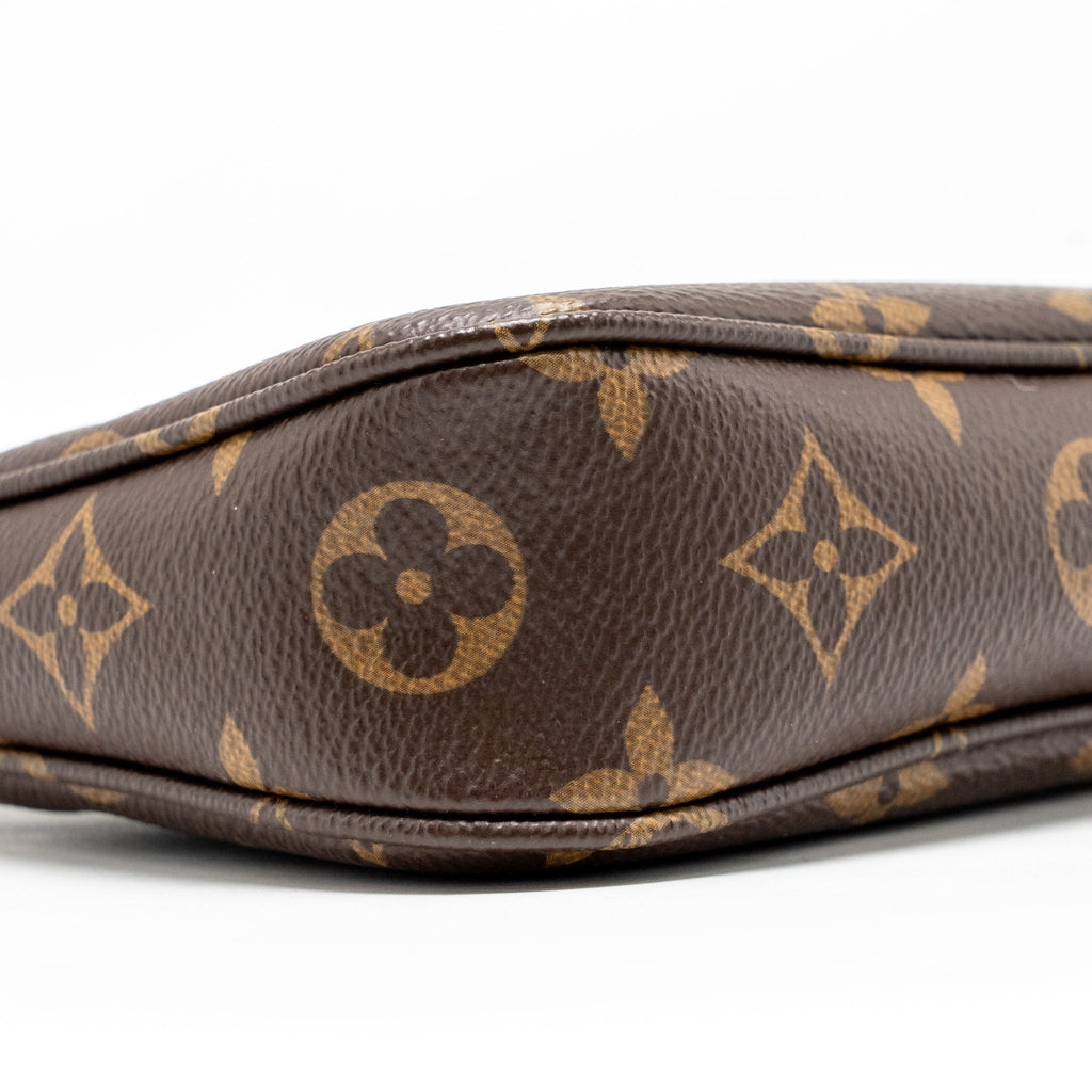 LOUIS VUITTON POCHETTE ACCESSORIES MONOGRAM CANVAS GHW