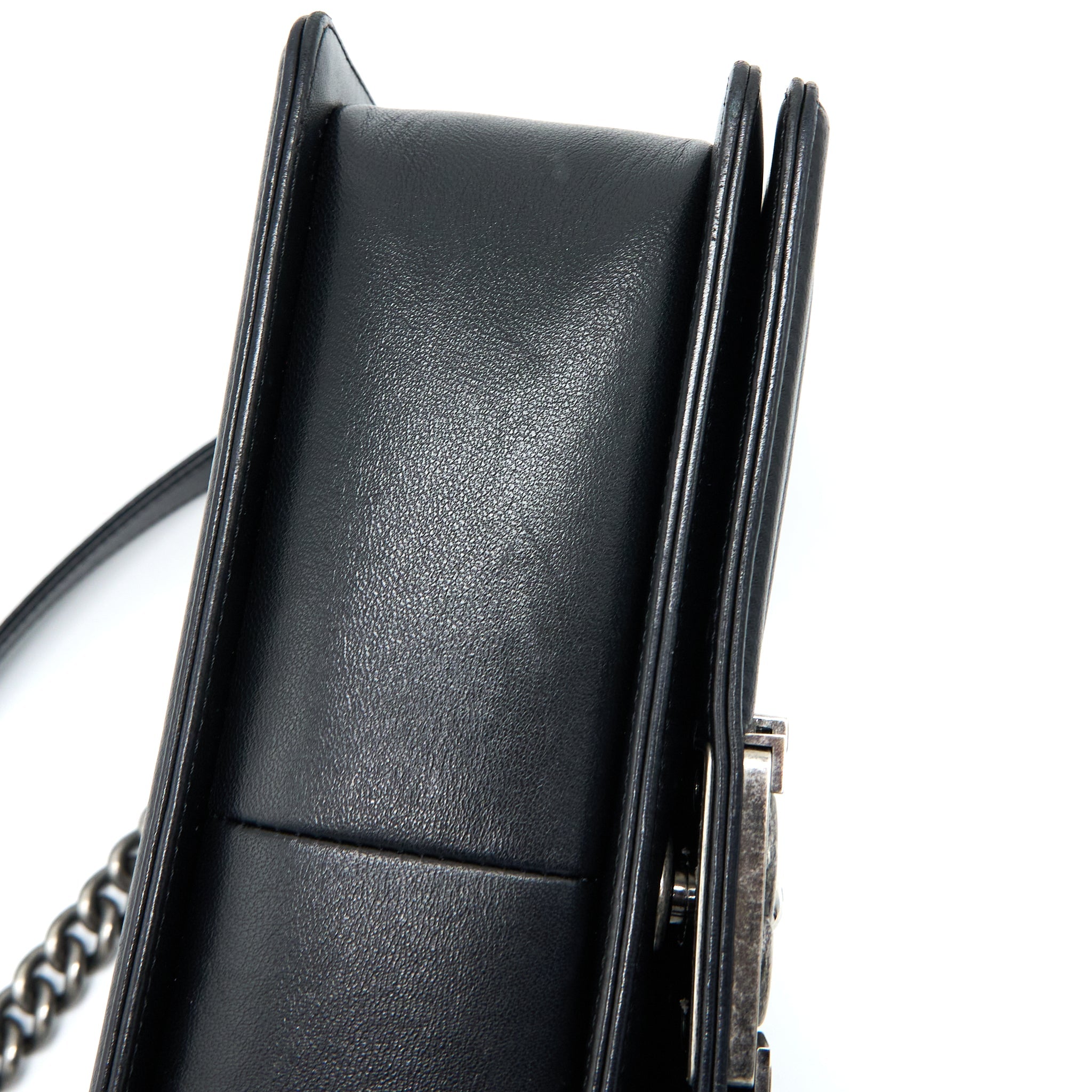 CHANEL MEDIUM BOY BAG LAMBSKIN BLACK RUTHENIUM SHW