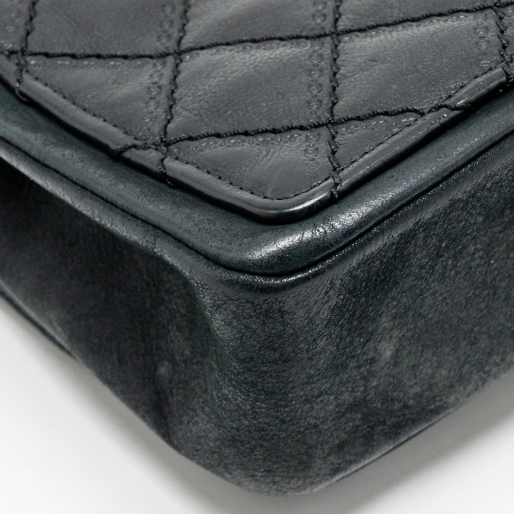 CHANEL QUILTED FLAP BAG CALFSKIN DARK BLUE GHW