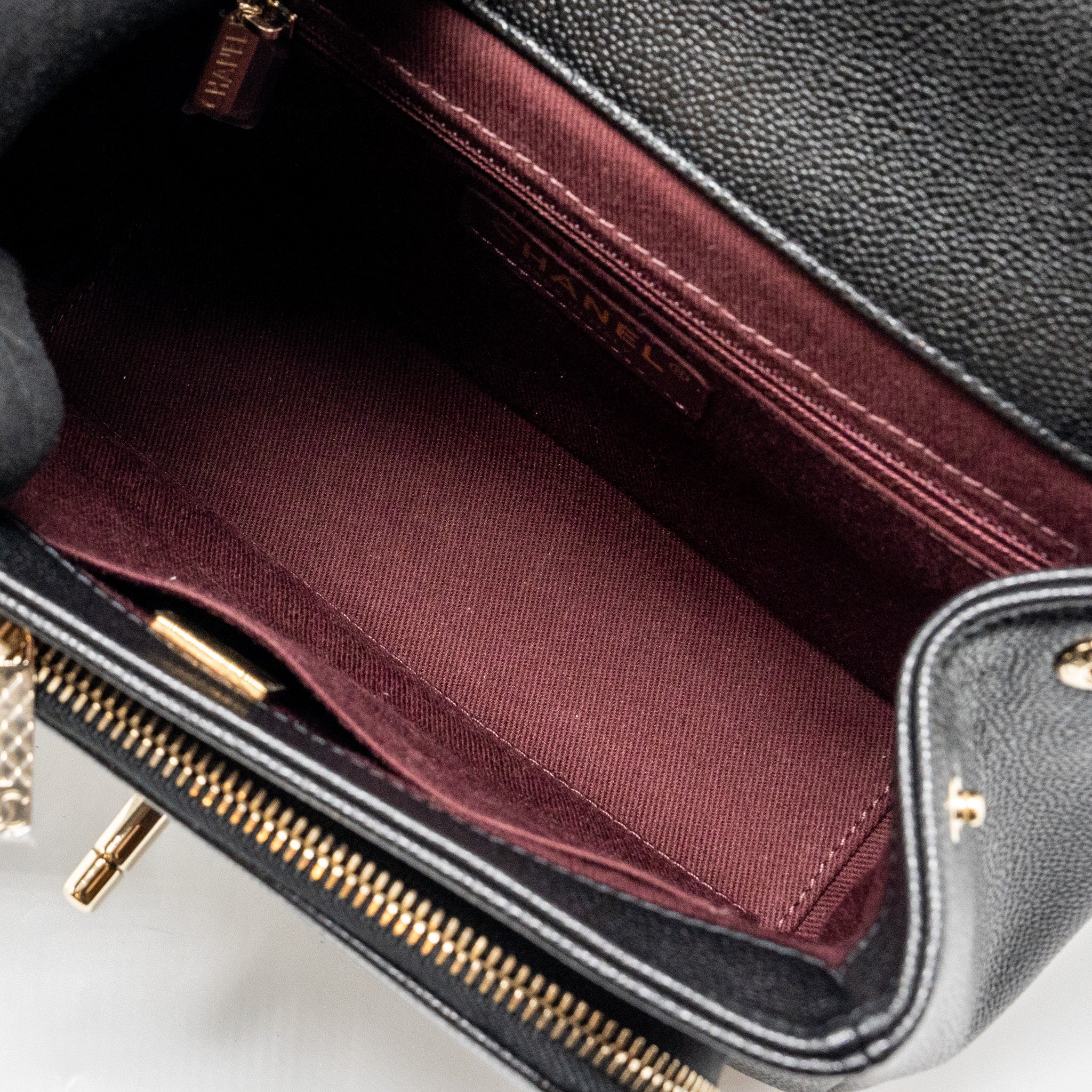 CHANEL MEDIUM BUSINESS AFFINITY CAVIAR BLACK LGHW (MICROCHIP)