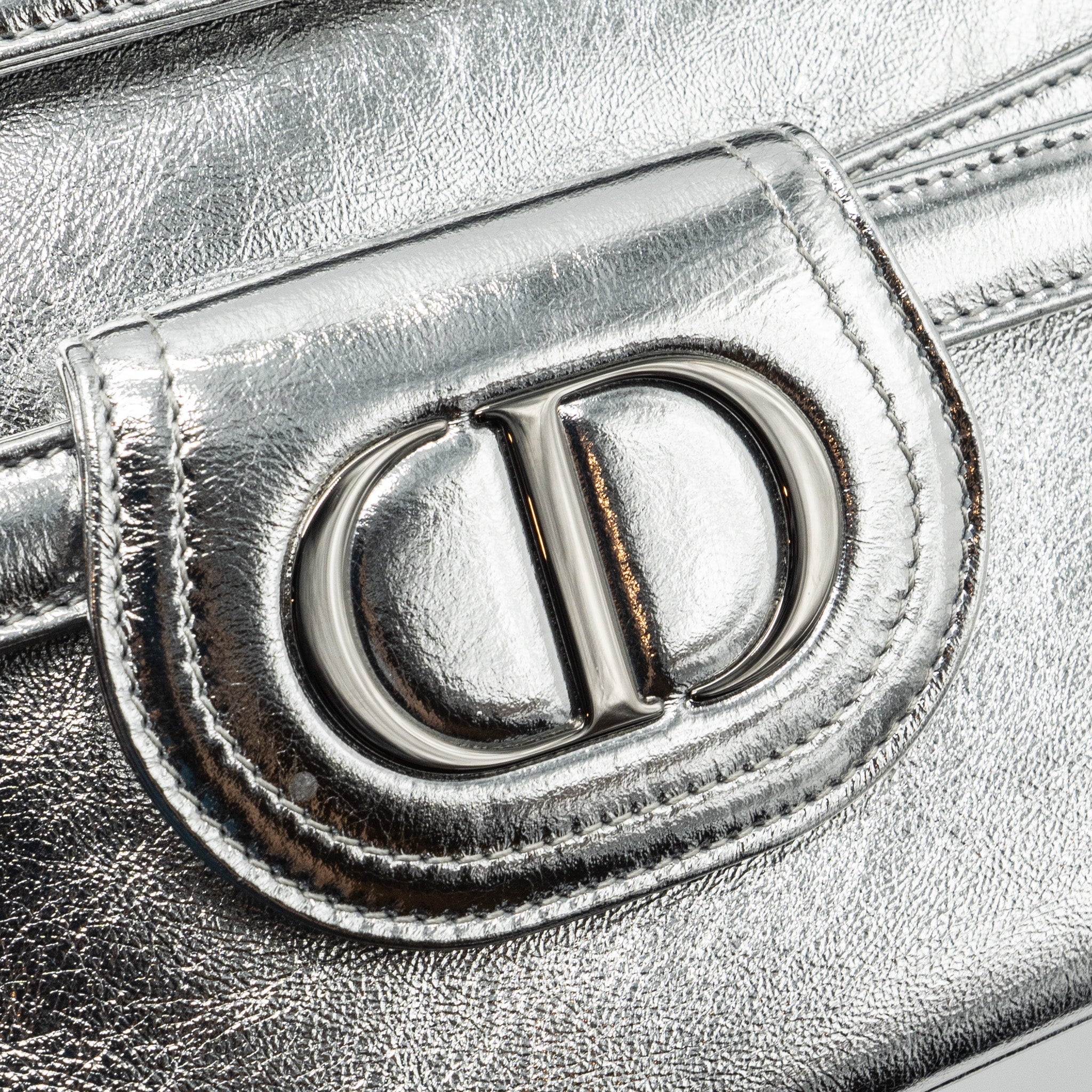 DIOR DIORDOUBLE CLUTCH WITH CHAINS CALFSKIN ARGENT BLACK HARDWARE