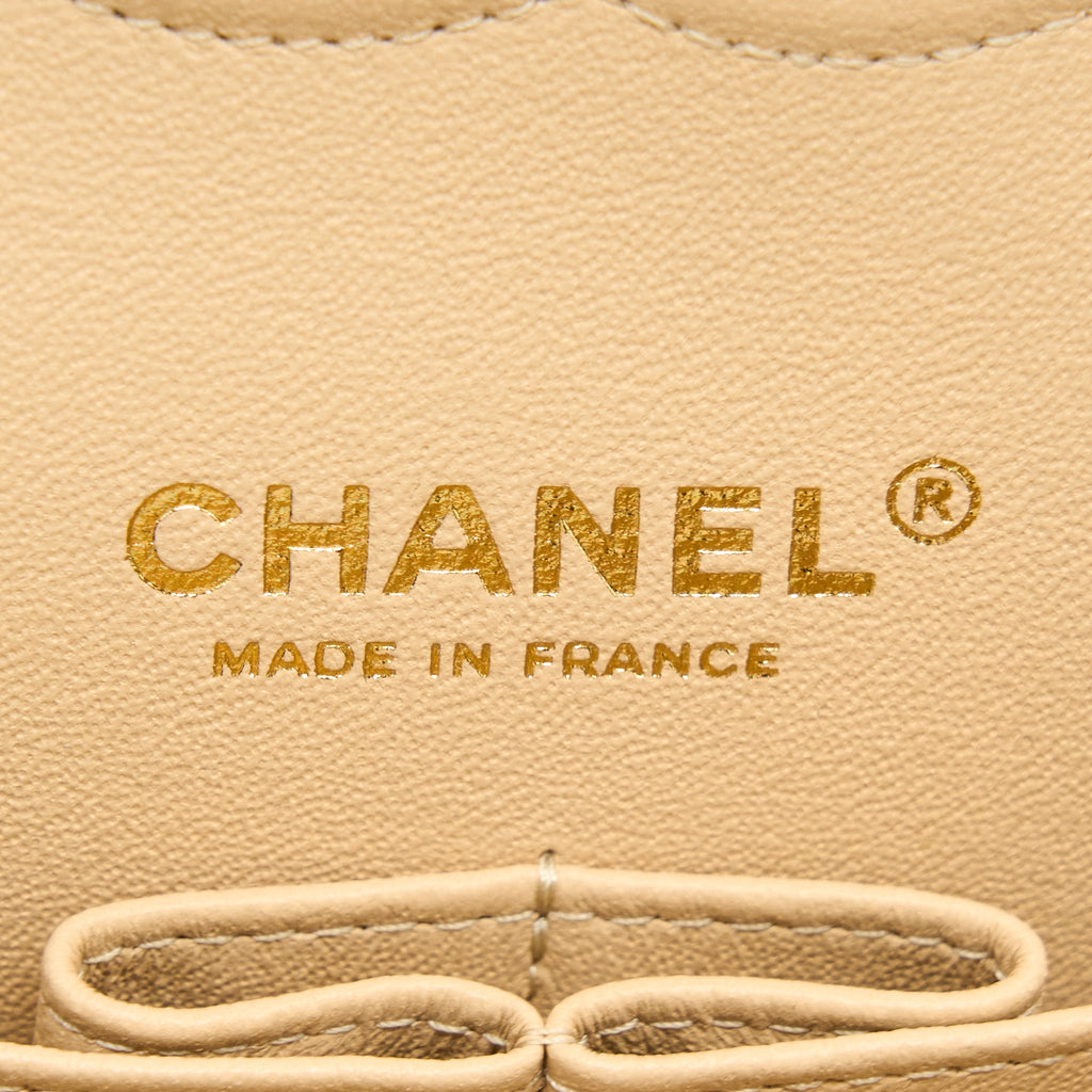 CHANEL MEDIUM CLASSIC FLAP BAG LAMBSKIN BEIGE LGHW (MICROCHIP)
