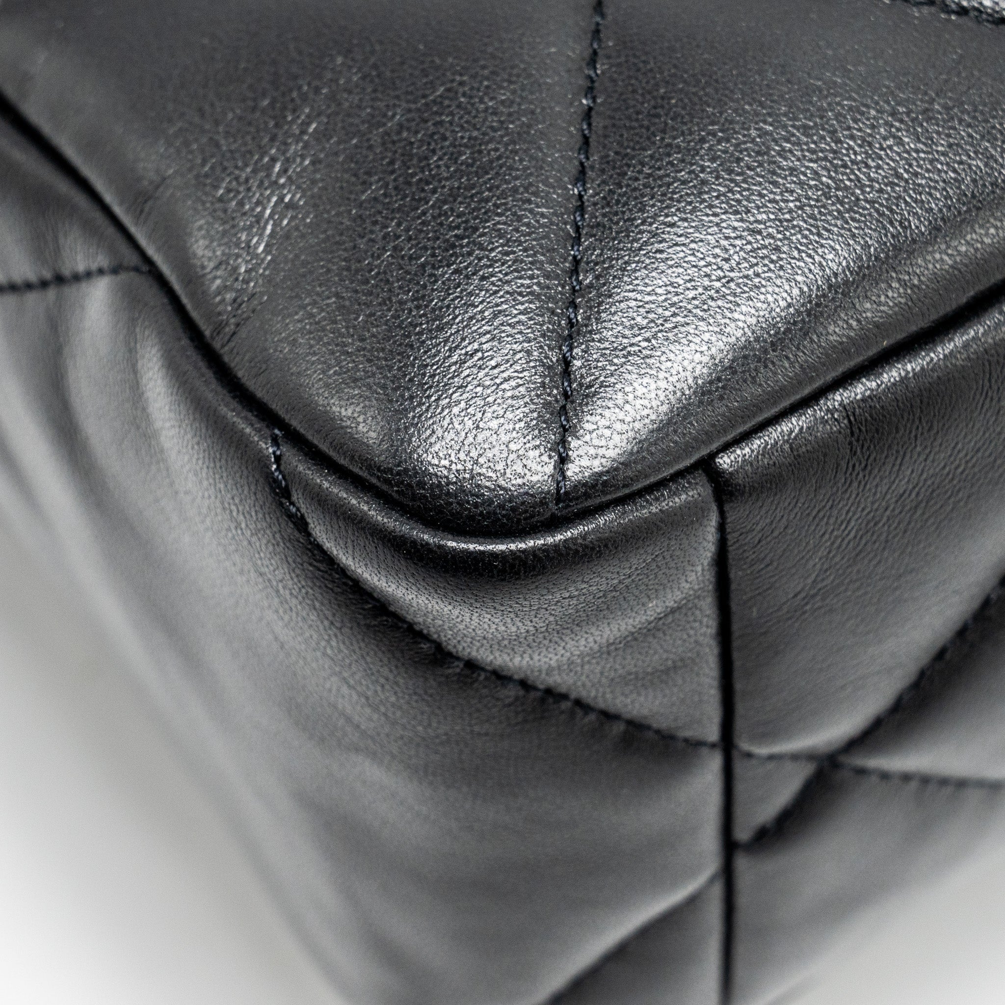 CHANEL LARGE 19 BAG LAMBSKIN BLACK GHW