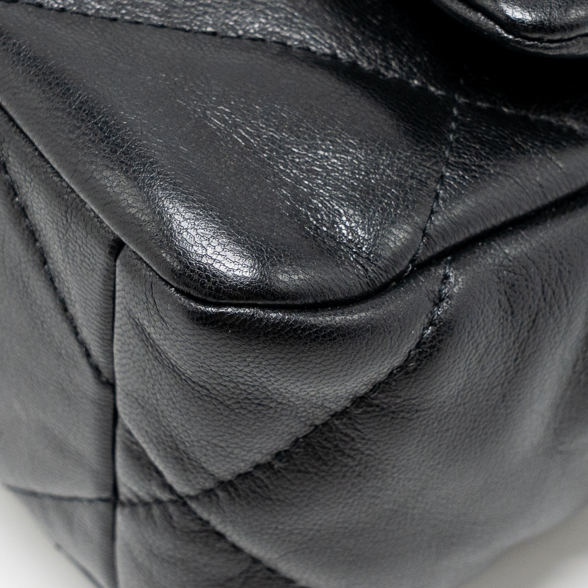 CHANEL SMALL 19 BAG GOATSKIN BLACK MULTICOLOUR HARDWARE