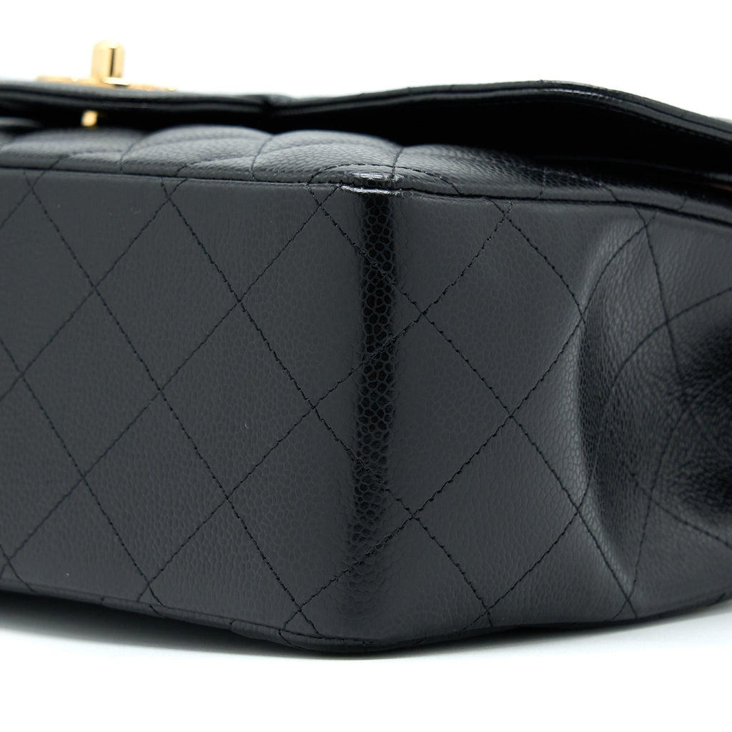 CHANEL JUMBO CLASSIC FLAP BAG CAVIAR BLACK GHW
