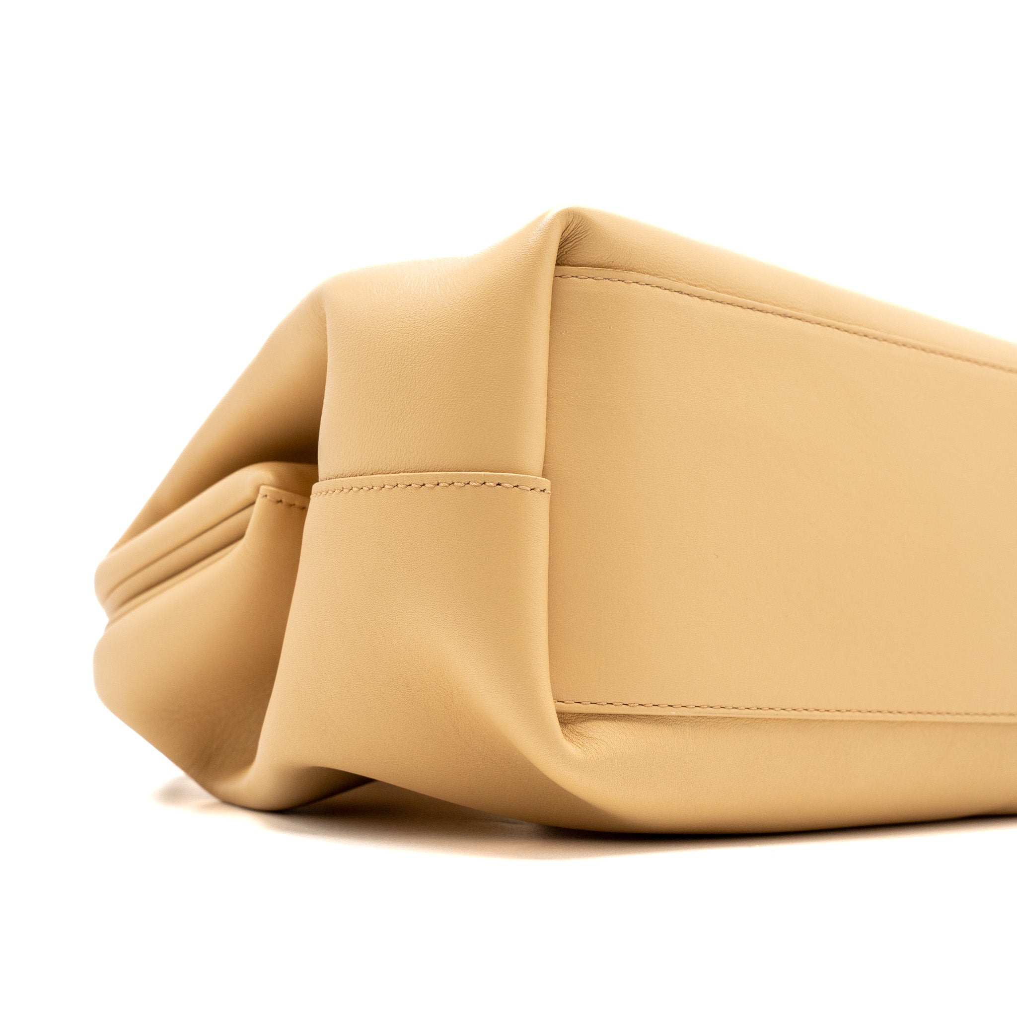 BOTTEGA VENETA POINT TOP HANDLE BAG SMOOTH NAPPA ALMOND