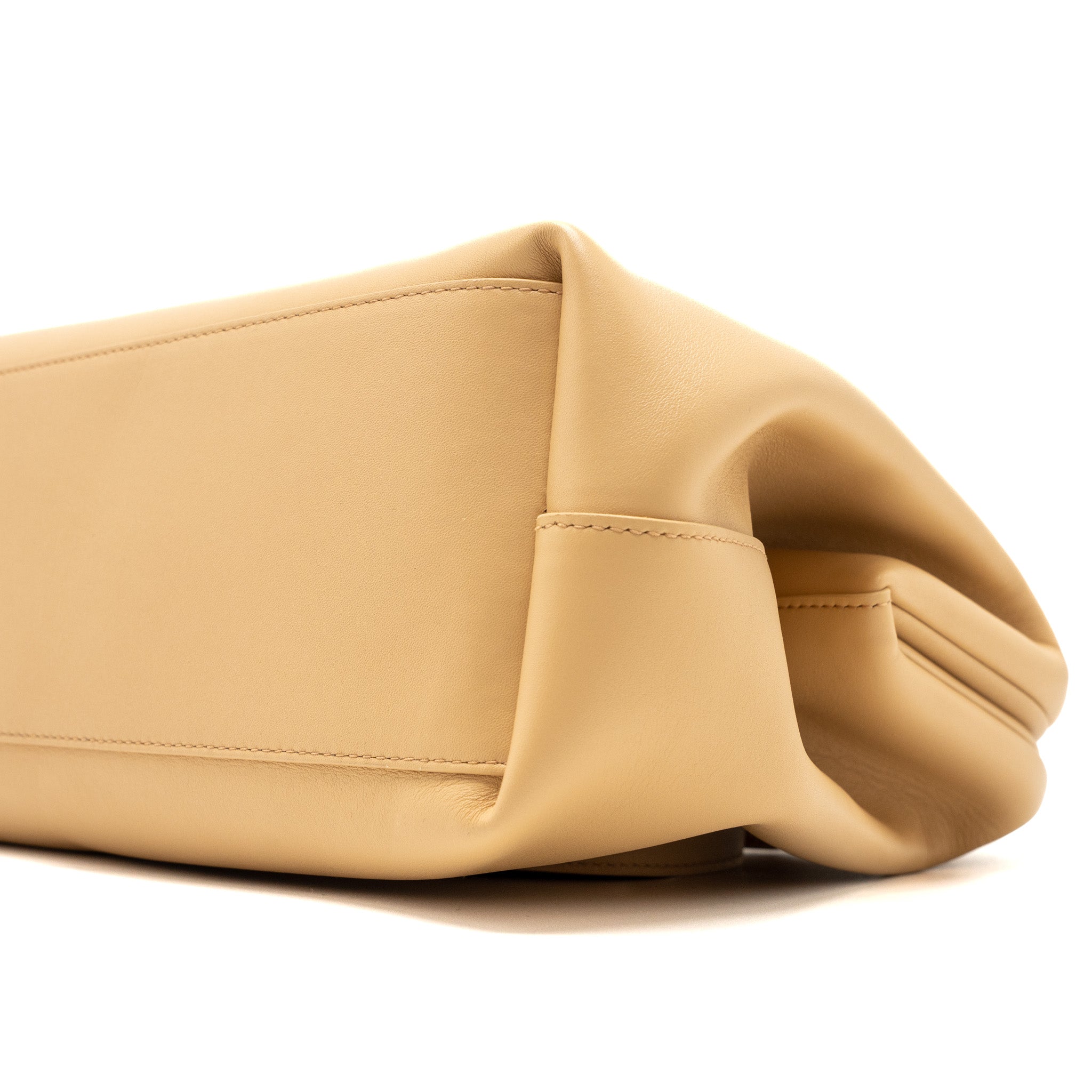 BOTTEGA VENETA POINT TOP HANDLE BAG SMOOTH NAPPA ALMOND