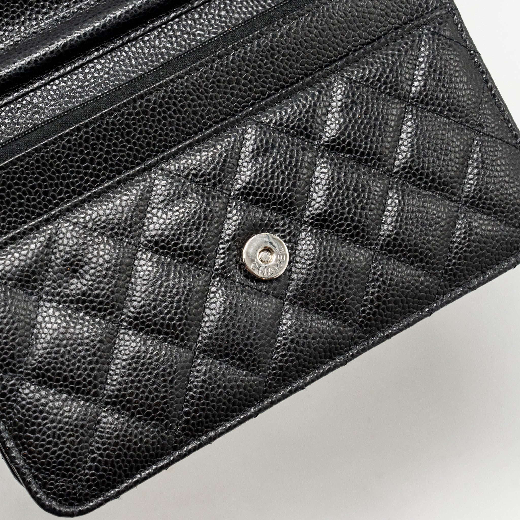 CHANEL CLASSIC WALLET ON CHAIN CAVIAR BLACK SHW (MICROCHIP)