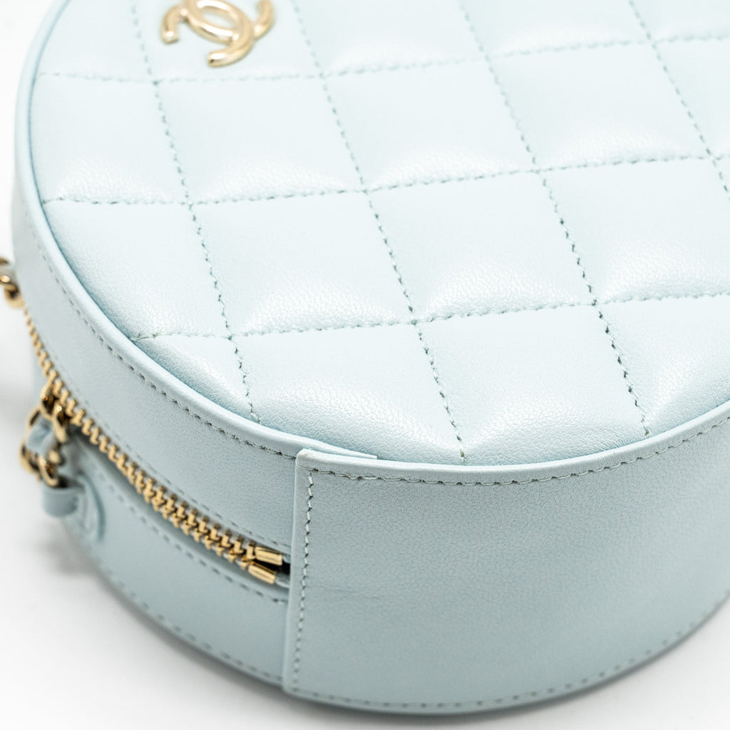 CHANEL MINI ROUND VANITY WITH RIBBON ON CHAIN LAMBSKIN LIGHT BLUE LGHW
