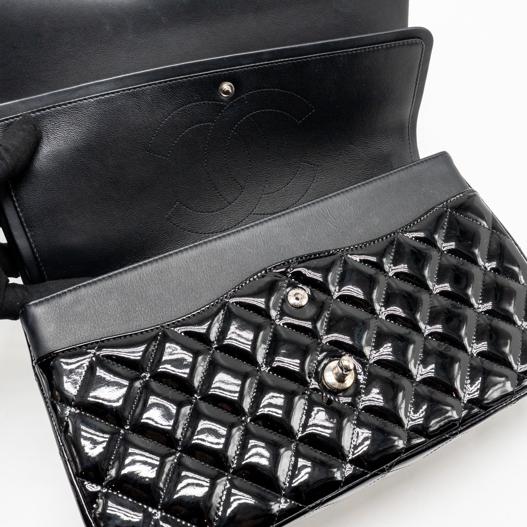 CHANEL JUMBO CLASSIC DOUBLE FLAP BAG PATENT BLACK SHW