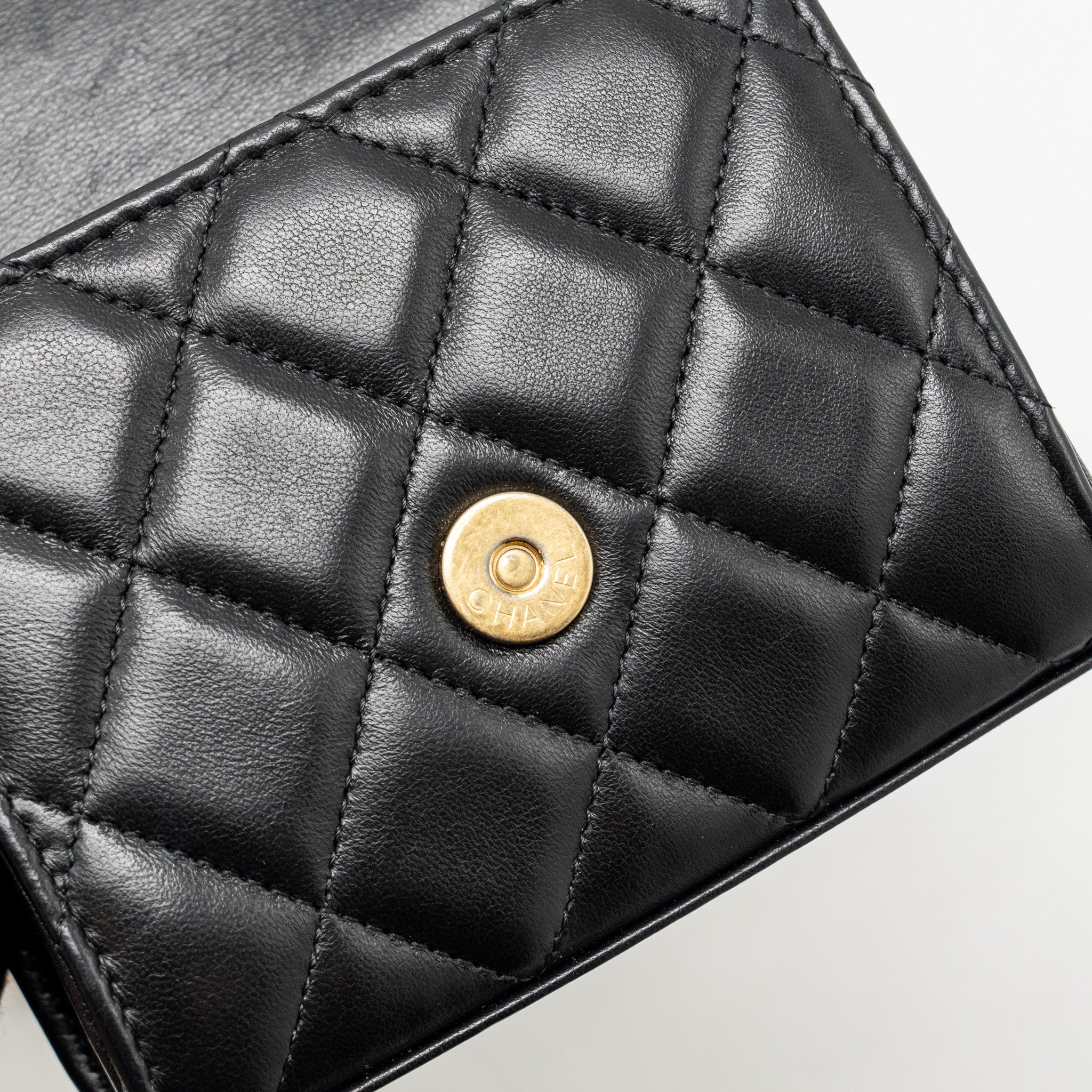 CHANEL TOP HANDLE MINI FLAP CLUTCH WITH CHAIN BLACK LAMBSKIN GHW (MICROCHIP)