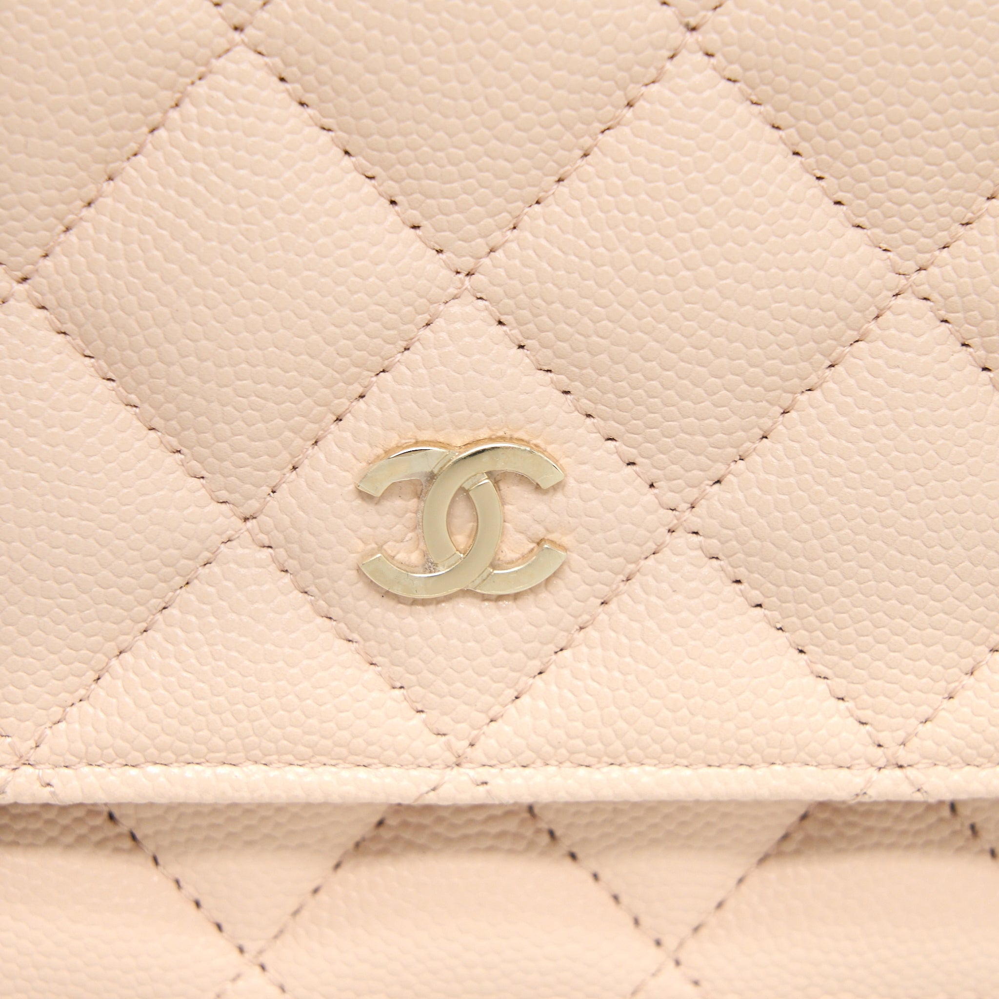CHANEL CLASSIC WALLET ON CHAIN CAVIAR LIGHT PINK LGHW (MICROCHIP)