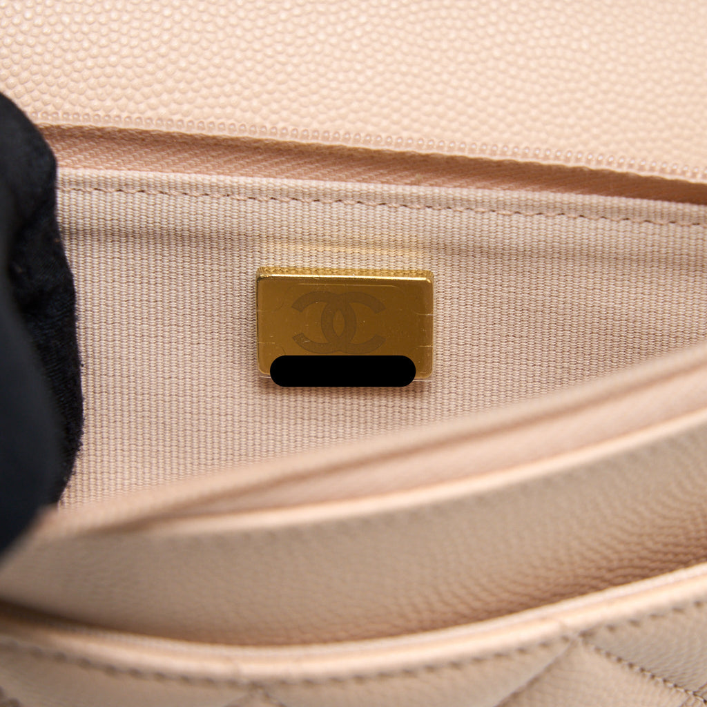 CHANEL CLASSIC WALLET ON CHAIN CAVIAR LIGHT PINK LGHW (MICROCHIP)
