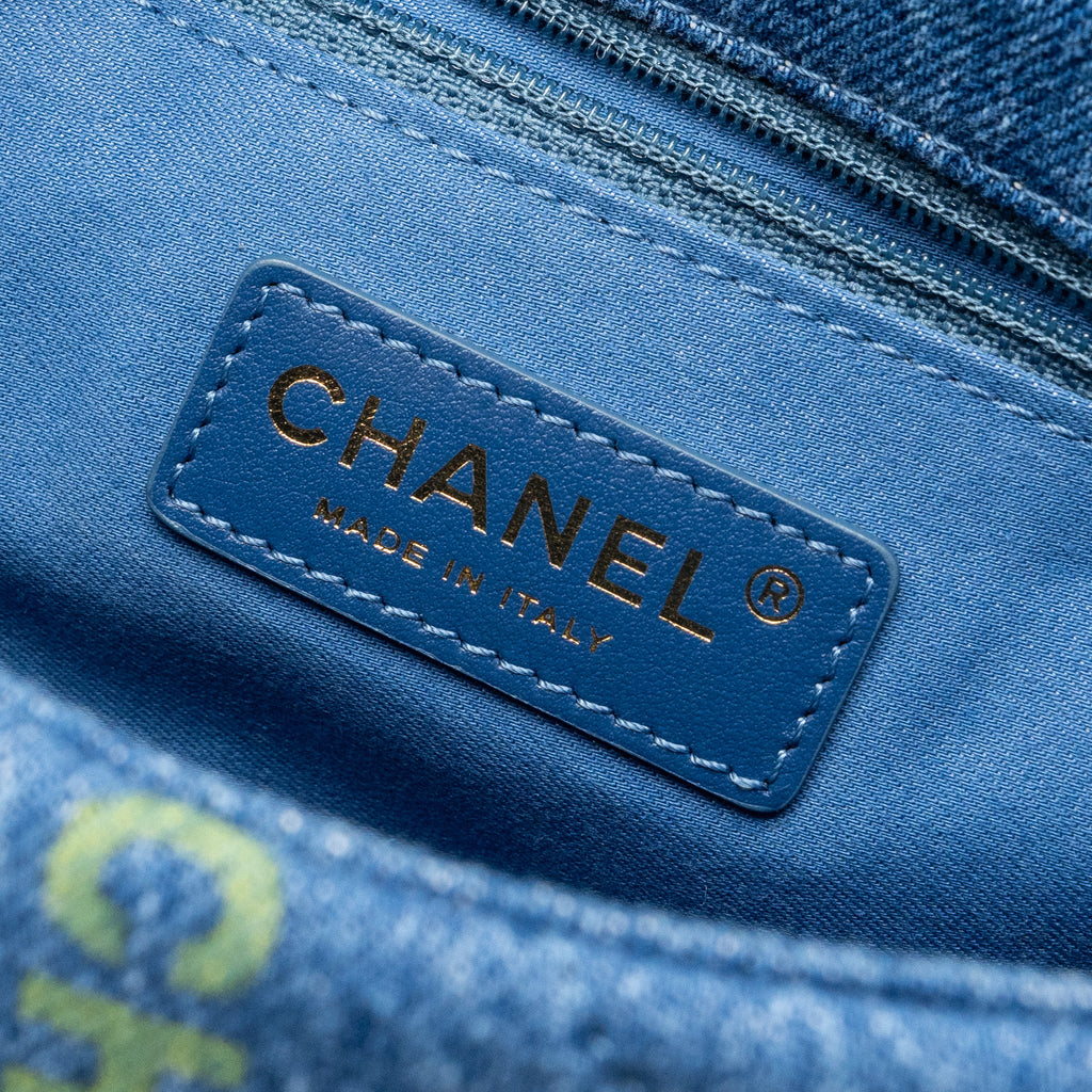 CHANEL 22P DENIM FLAP BAG DENIM BLUE BRUSHED GHW (MICROCHIP)