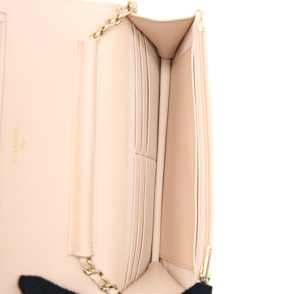 CHANEL CLASSIC WALLET ON CHAIN CAVIAR LIGHT PINK LGHW (MICROCHIP)