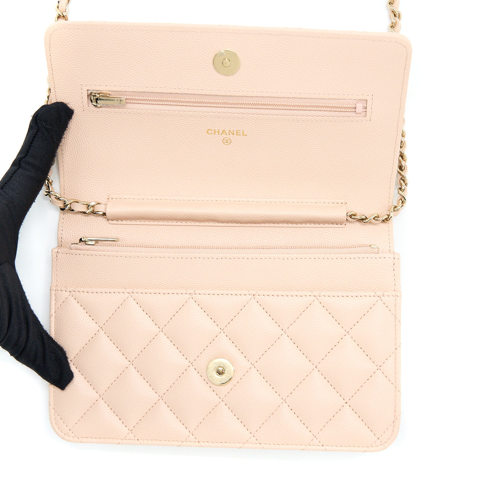 CHANEL CLASSIC WALLET ON CHAIN CAVIAR LIGHT PINK LGHW (MICROCHIP)