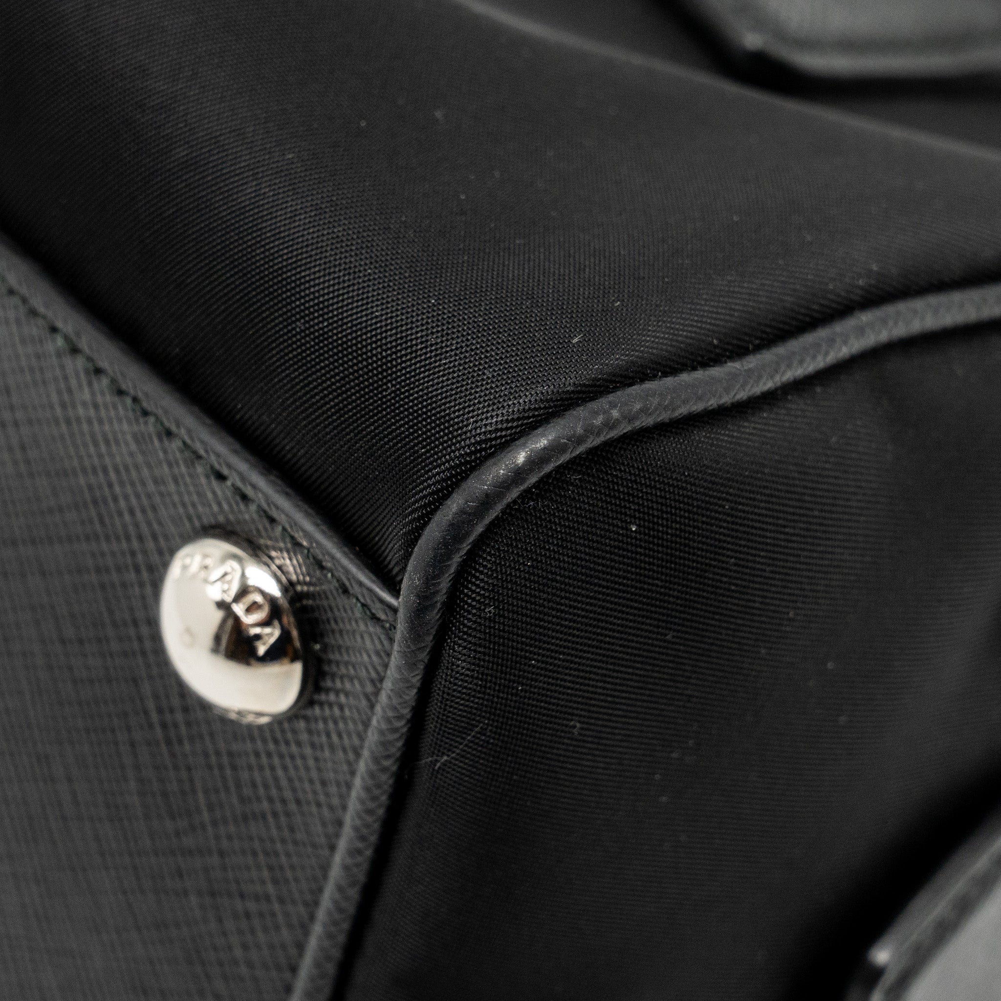 PRADA TOP HANDLE RE-EDITION 2005 NYLON BAG BLACK SHW