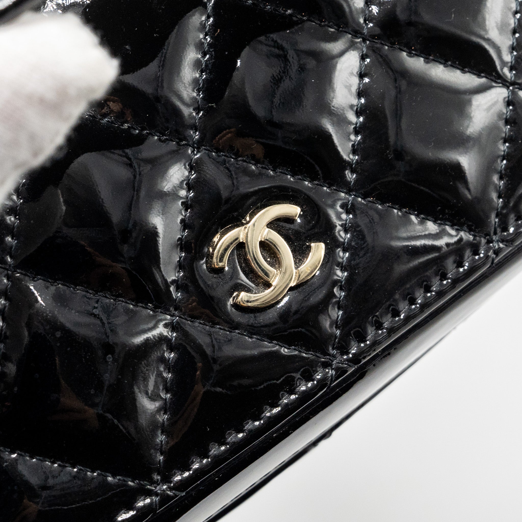 CHANEL TOP HANDLE VANITY CASE PATENT BLACK LGHW