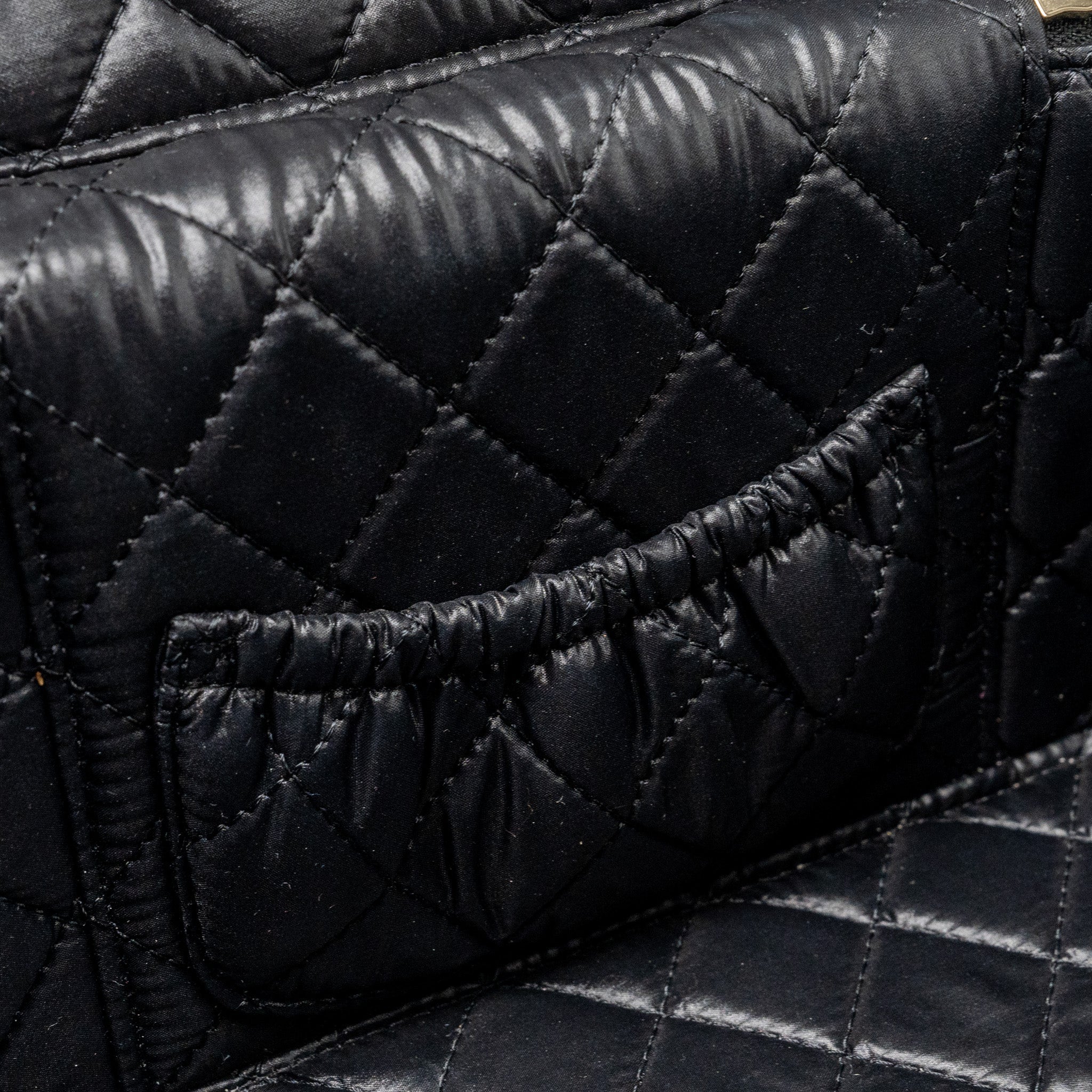 CHANEL TOP HANDLE VANITY CASE PATENT BLACK LGHW