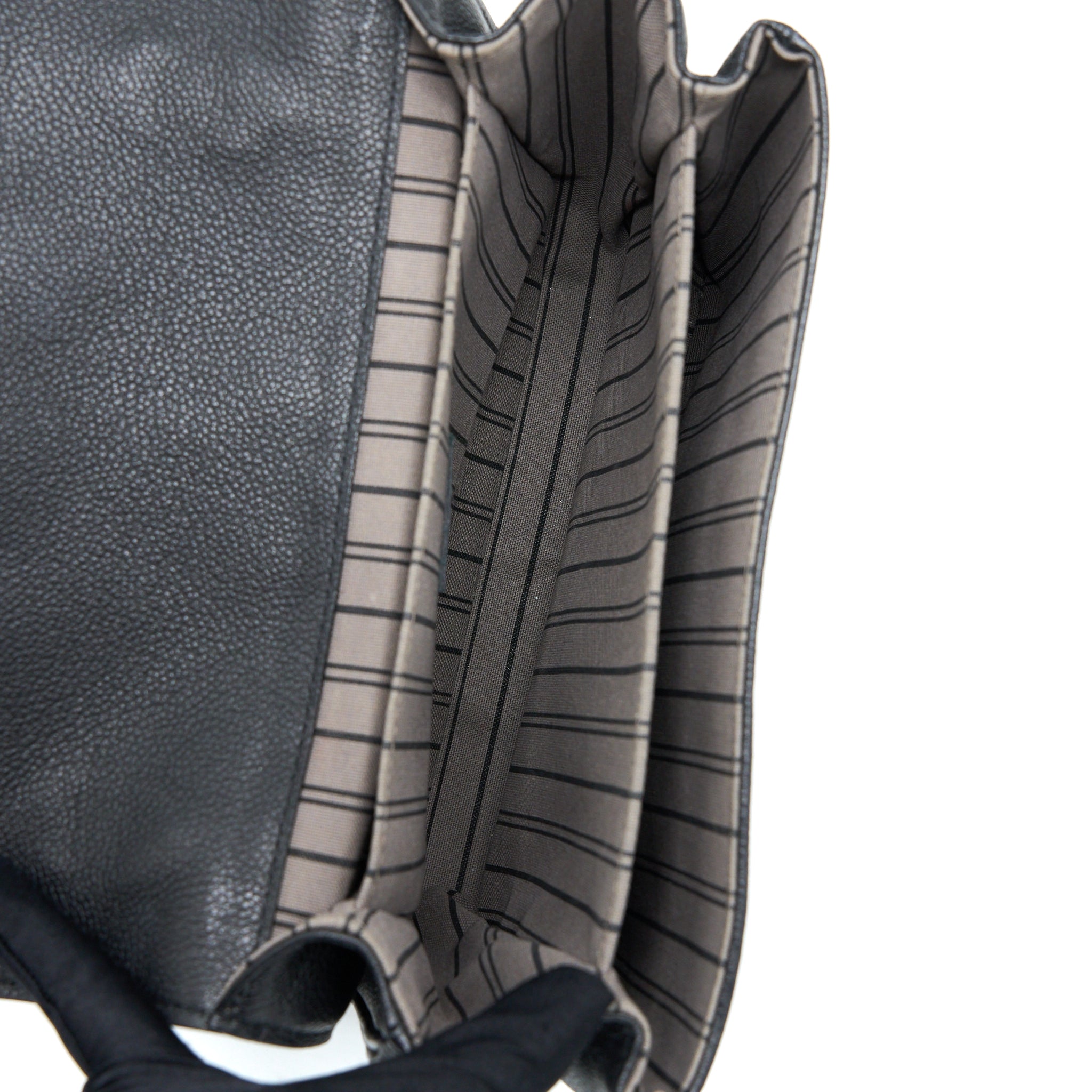 LOUIS VUITTON POCHETTE MÉTIS MONOGRAM EMPREINTE BLACK GHW