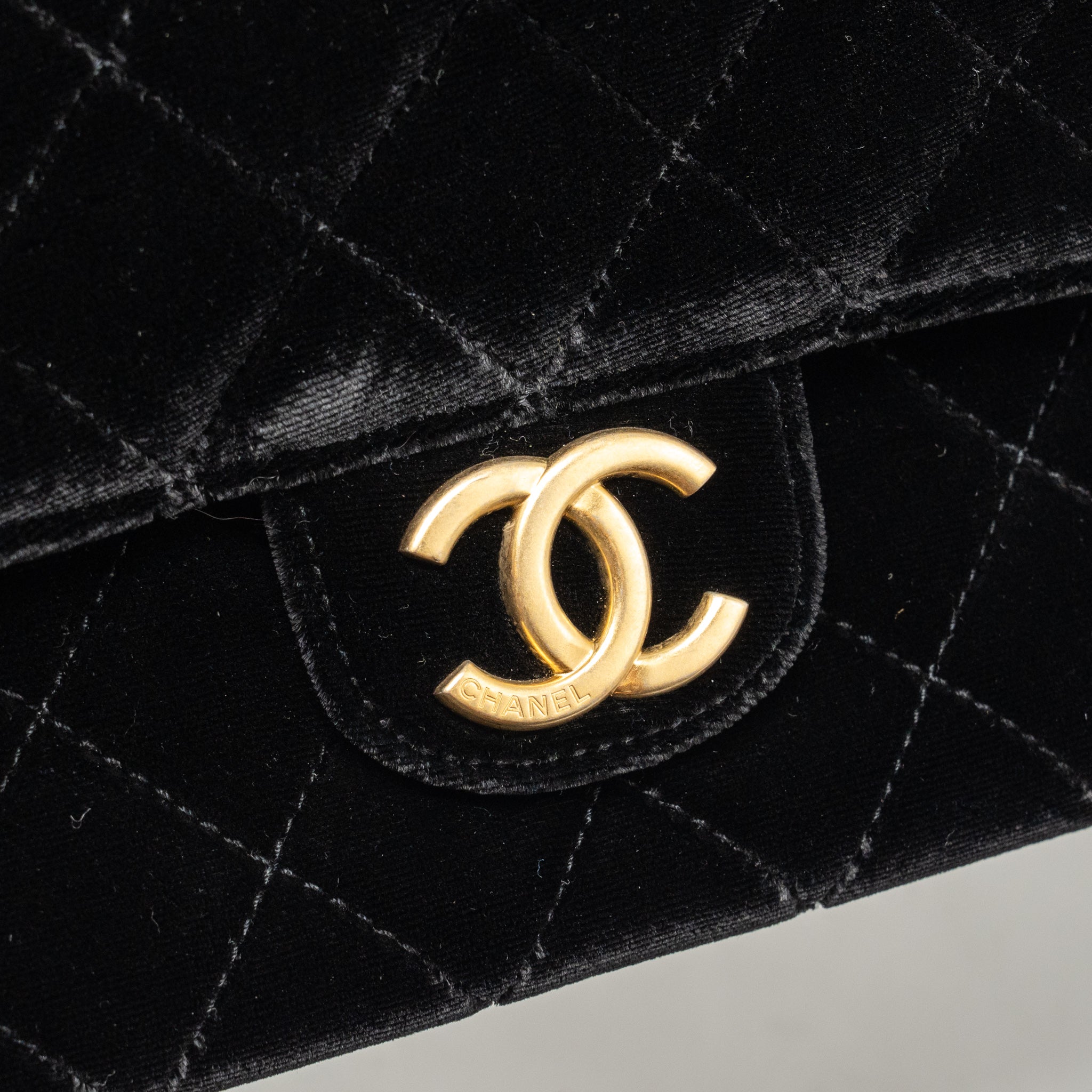 CHANEL 23B HOBO BAG VELVET BLACK GHW (MICROCHIP)