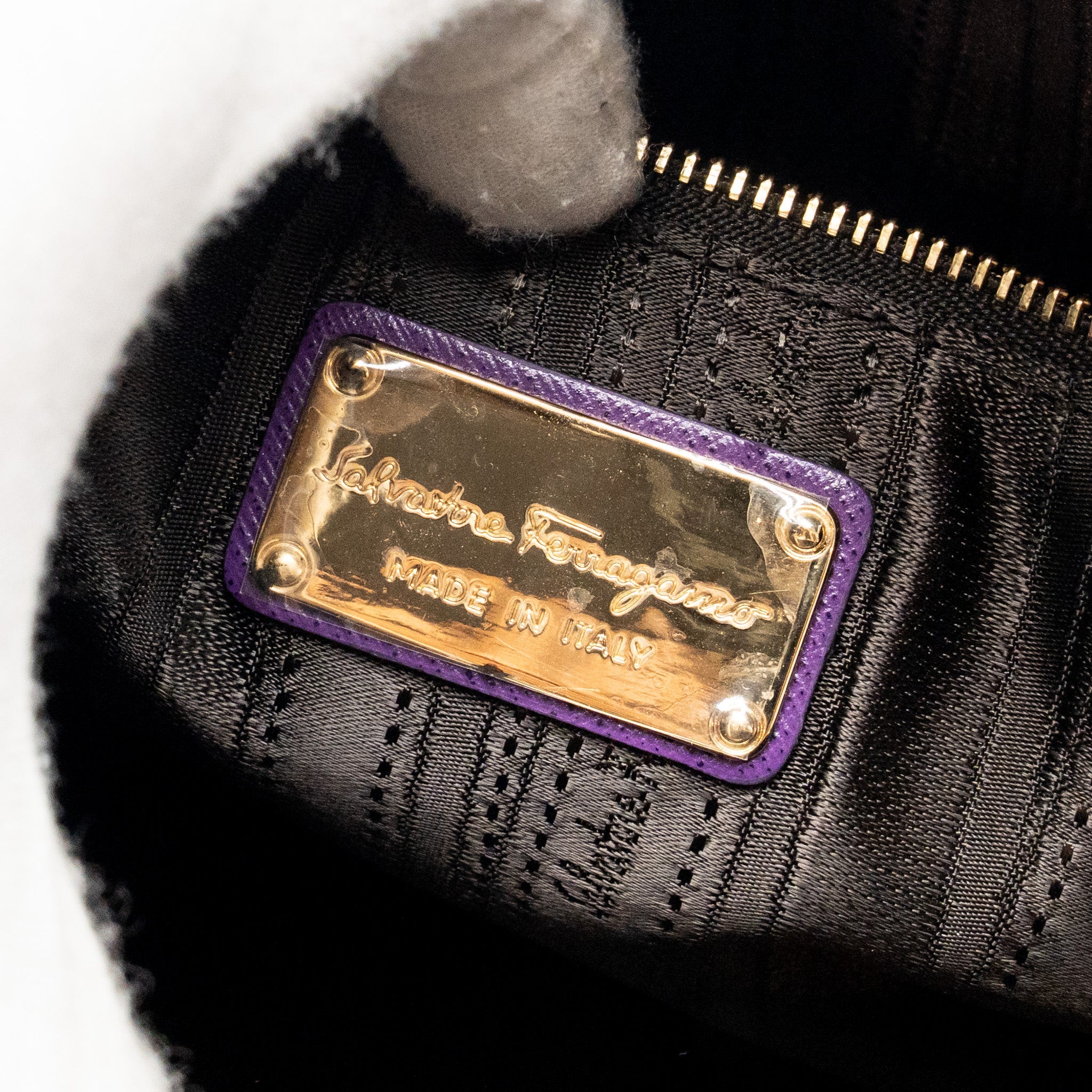 SALVATORE FERRAGAMO GANCINI DARINA LEATHER PURPLE GHW