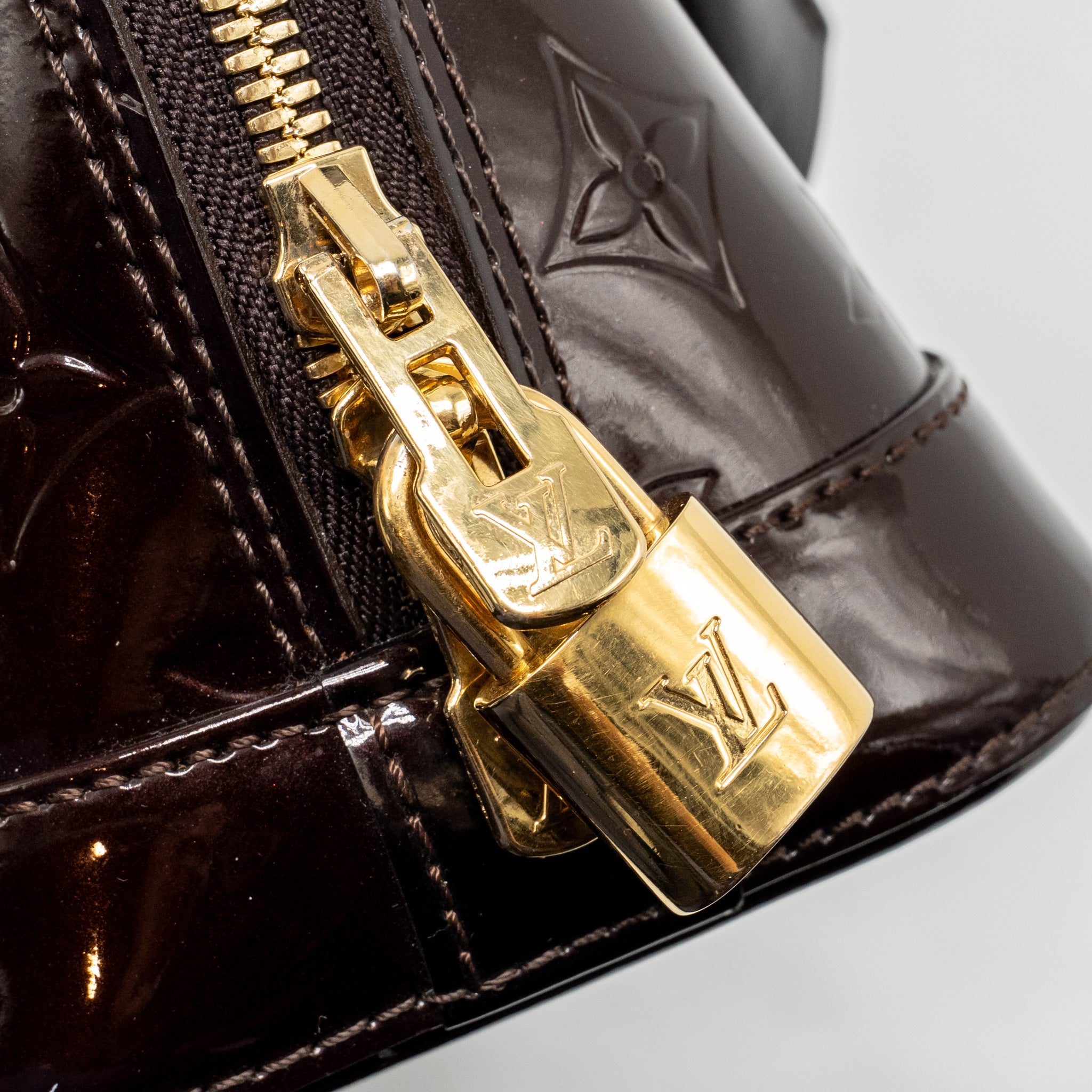 LOUIS VUITTON ALMA BB PATENT AMATANTE GHW