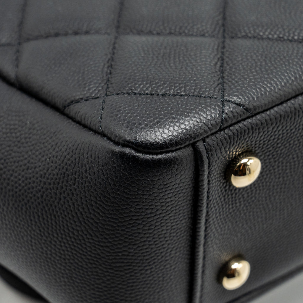 CHANEL MEDIUM BUSINESS AFFINITY CAVIAR BLACK LGHW