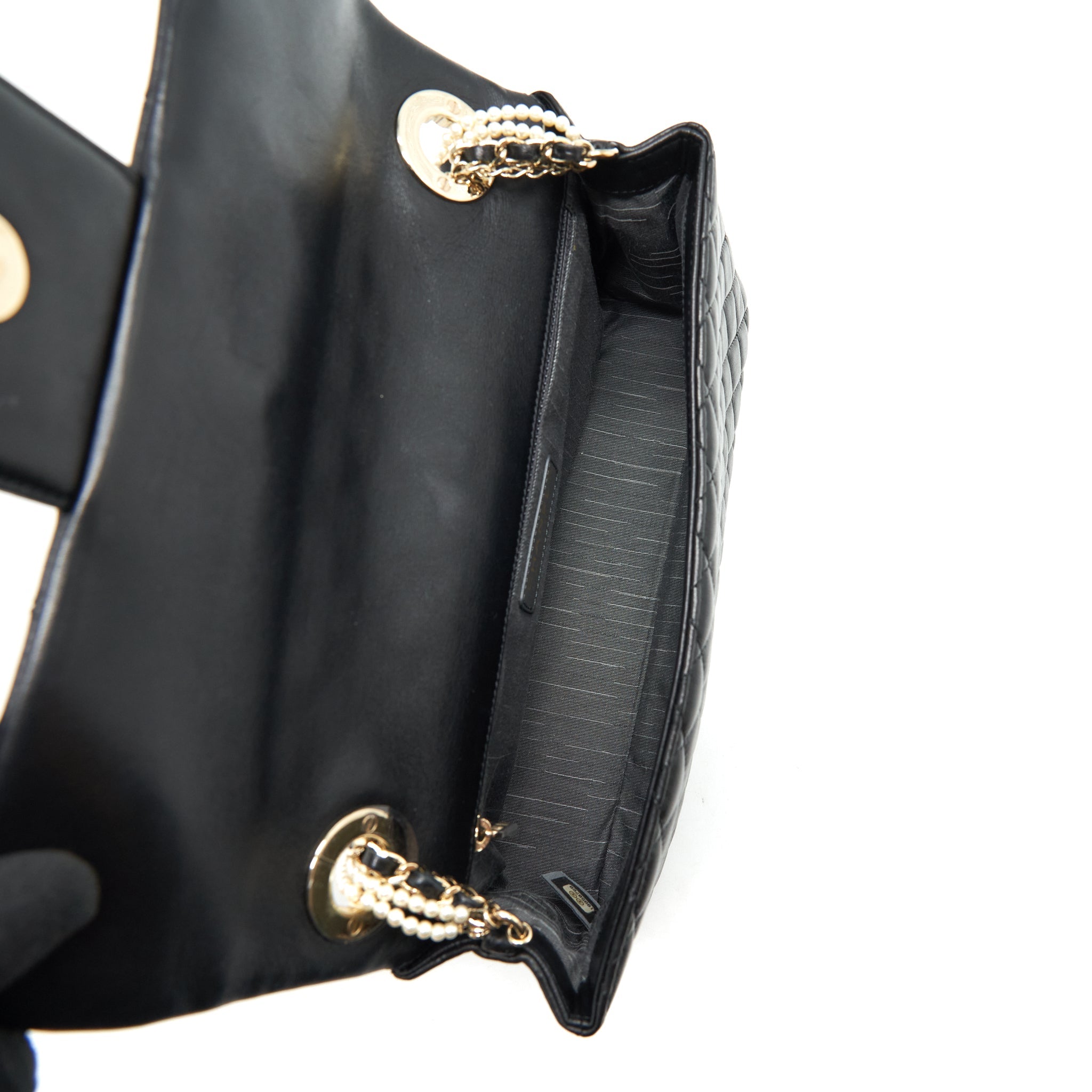 CHANEL WESTMINSTER PEARL SHOULDER BAG LAMBSKIN BLACK SHW
