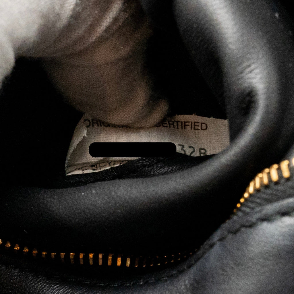 BOTTEGA VENETA PADDED CASSETTE LAMBSKIN BLACK GHW