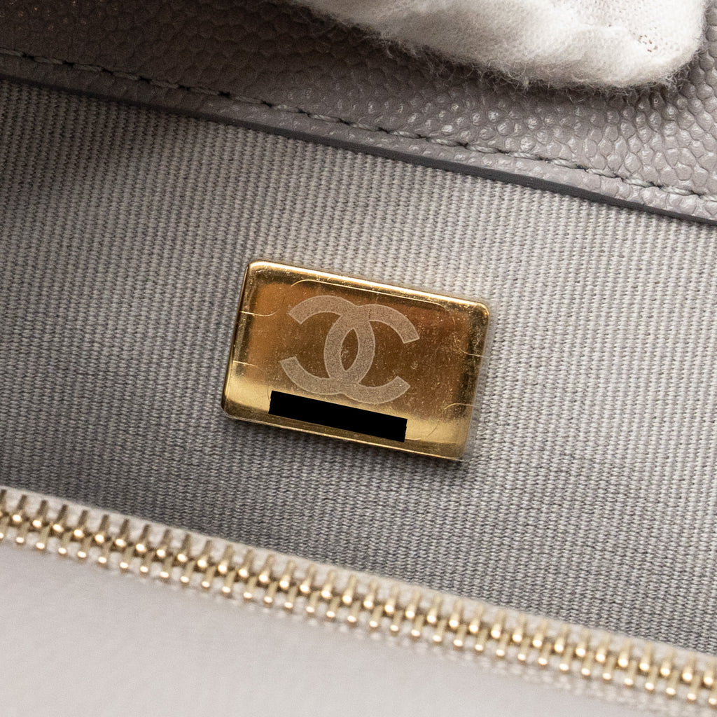 CHANEL QUILTED FLAP BAG WITH CHAIN HANDLE CAVIAR GREY GHW (MICROCHIP)