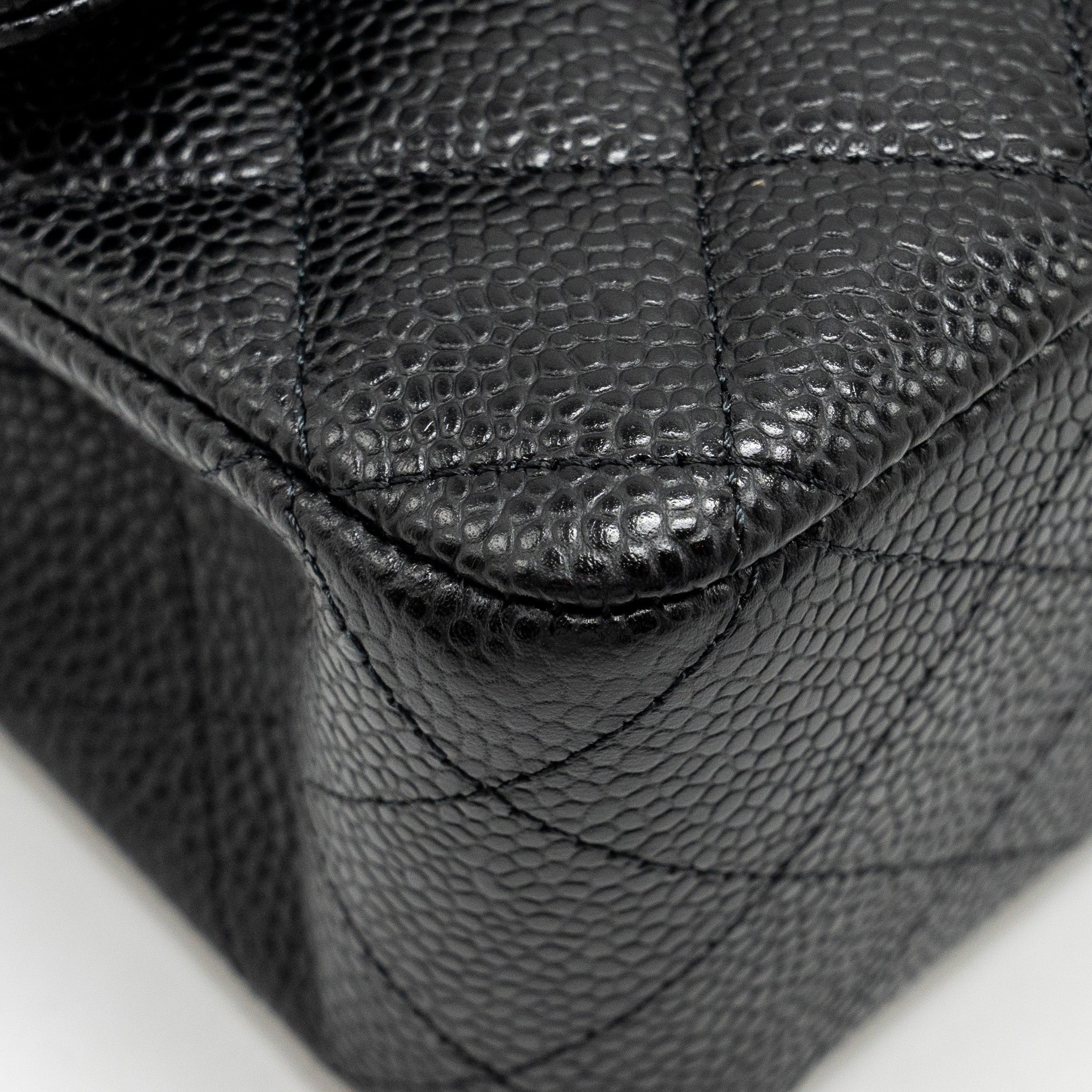 CHANEL MEDIUM CLASSIC DOUBLE FLAP BAG CAVIAR BLACK GHW (MICROCHIP)
