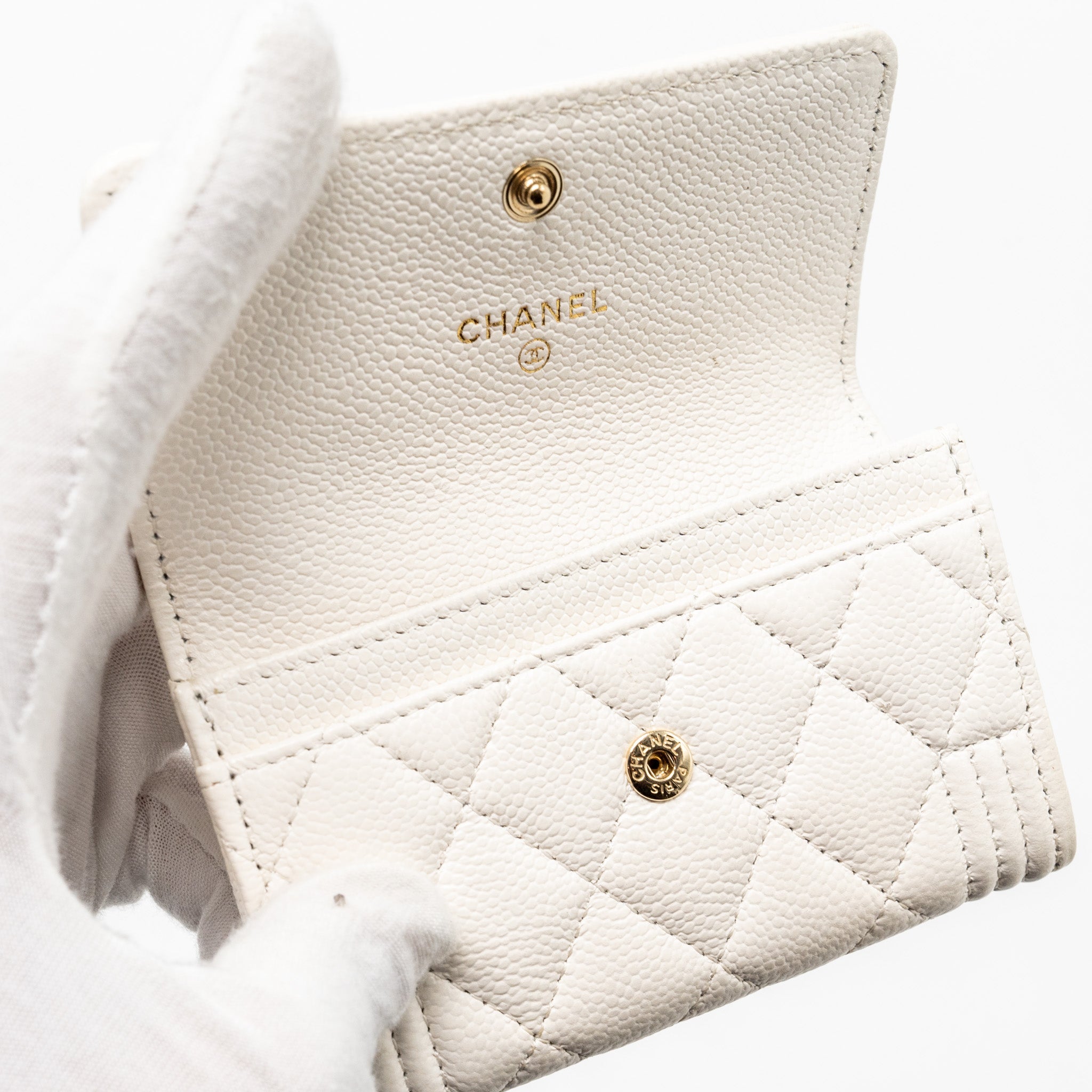 CHANEL BOY FLAP CARD HOLDER CAVIAR WHITE LGHW